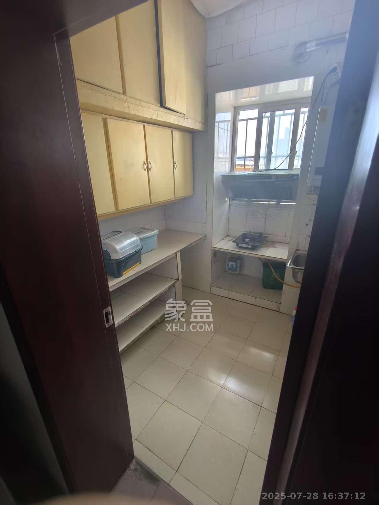 杜家塘小区  2室1厅1卫    1300.0元/月 杜家塘小区  2室1厅1卫    1300.0元/月室内图