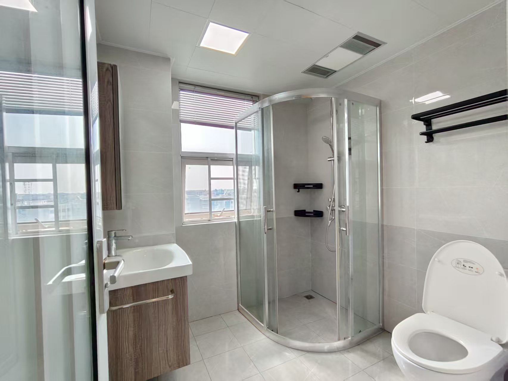 益阳二商帝景嘉园 3室2厅2卫 2100.0元/月 益阳二商帝景嘉园 3室2厅2卫 2100.0元/月室内图