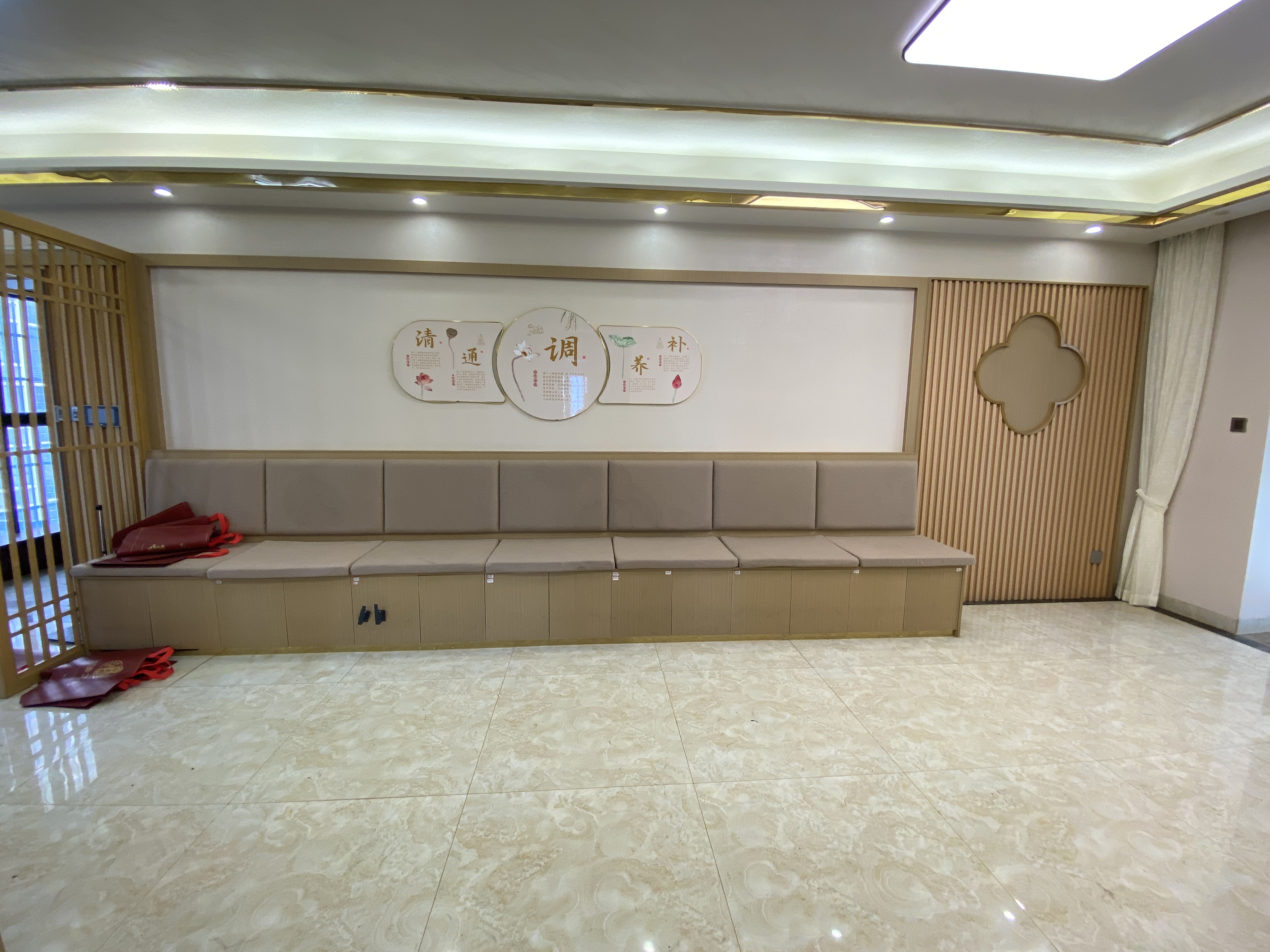 和信广场 3室2厅1卫 3000.0元/月 和信广场 3室2厅1卫 3000.0元/月室内图