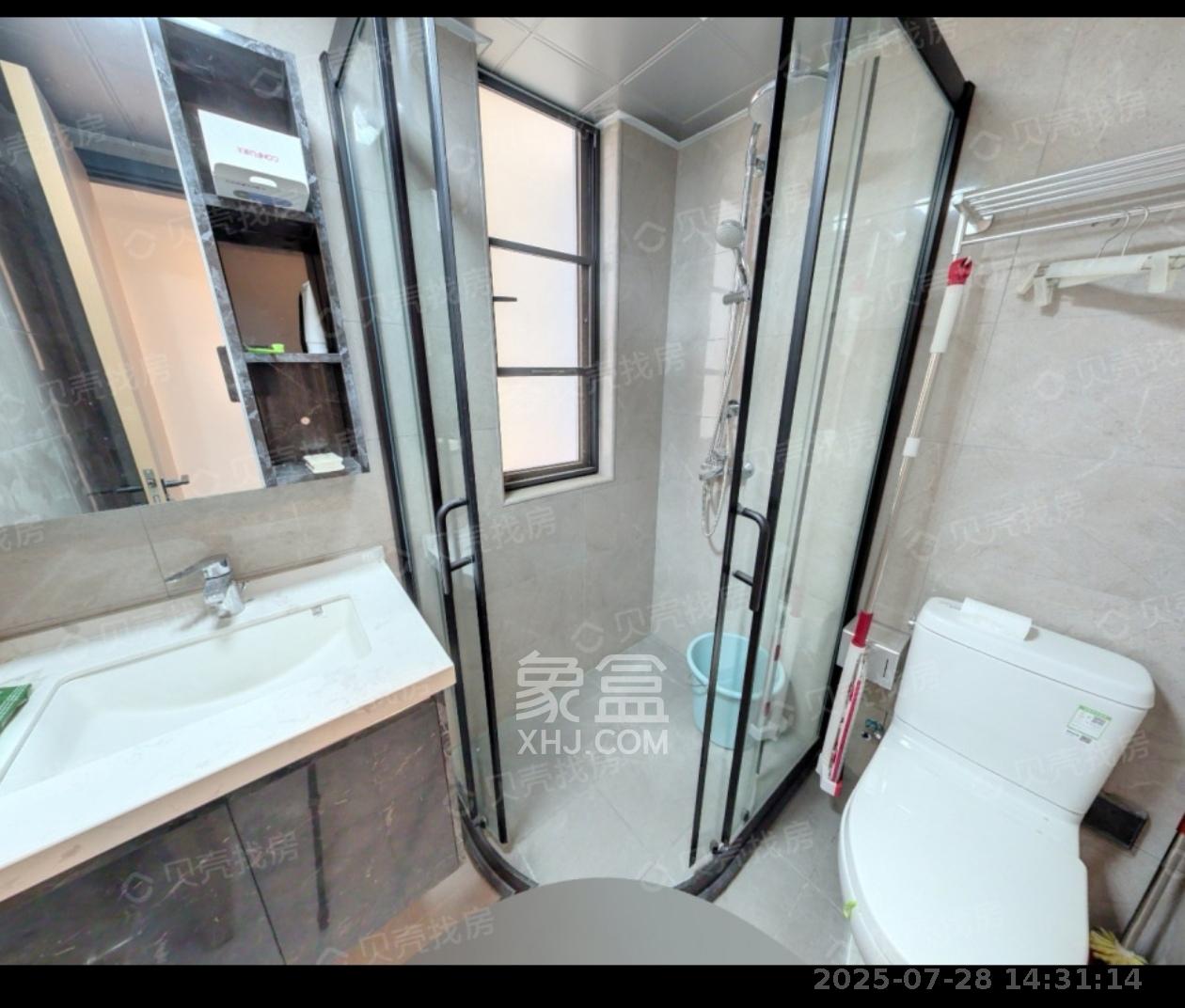 万科金域华府三四期 1室2厅1卫 2800.0元/月 万科金域华府三四期 1室2厅1卫 2800.0元/月室内图