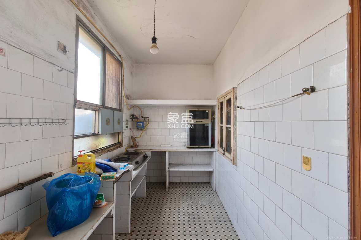 曙光路友阿宿舍 2室1厅1卫 1300.0元/月 曙光路友阿宿舍 2室1厅1卫 1300.0元/月室内图