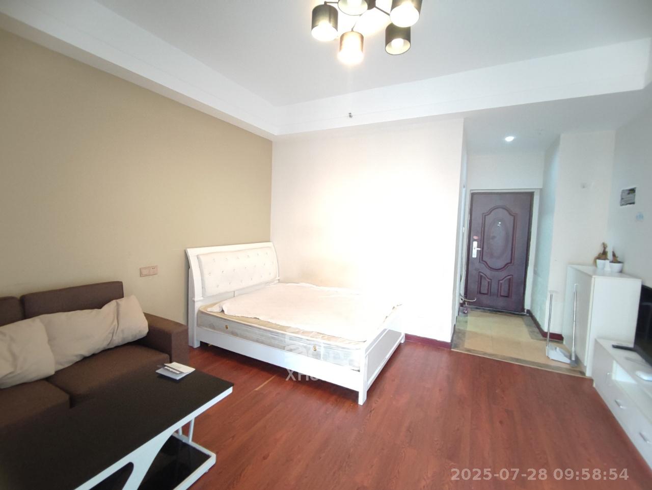 金鼎公园尚 1室1厅1卫 1100.0元/月 金鼎公园尚 1室1厅1卫 1100.0元/月室内图