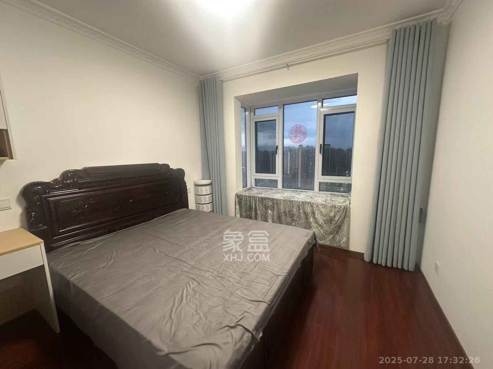 友兴家园  3室2厅2卫    3500.0元/月 友兴家园  3室2厅2卫    3500.0元/月室内图