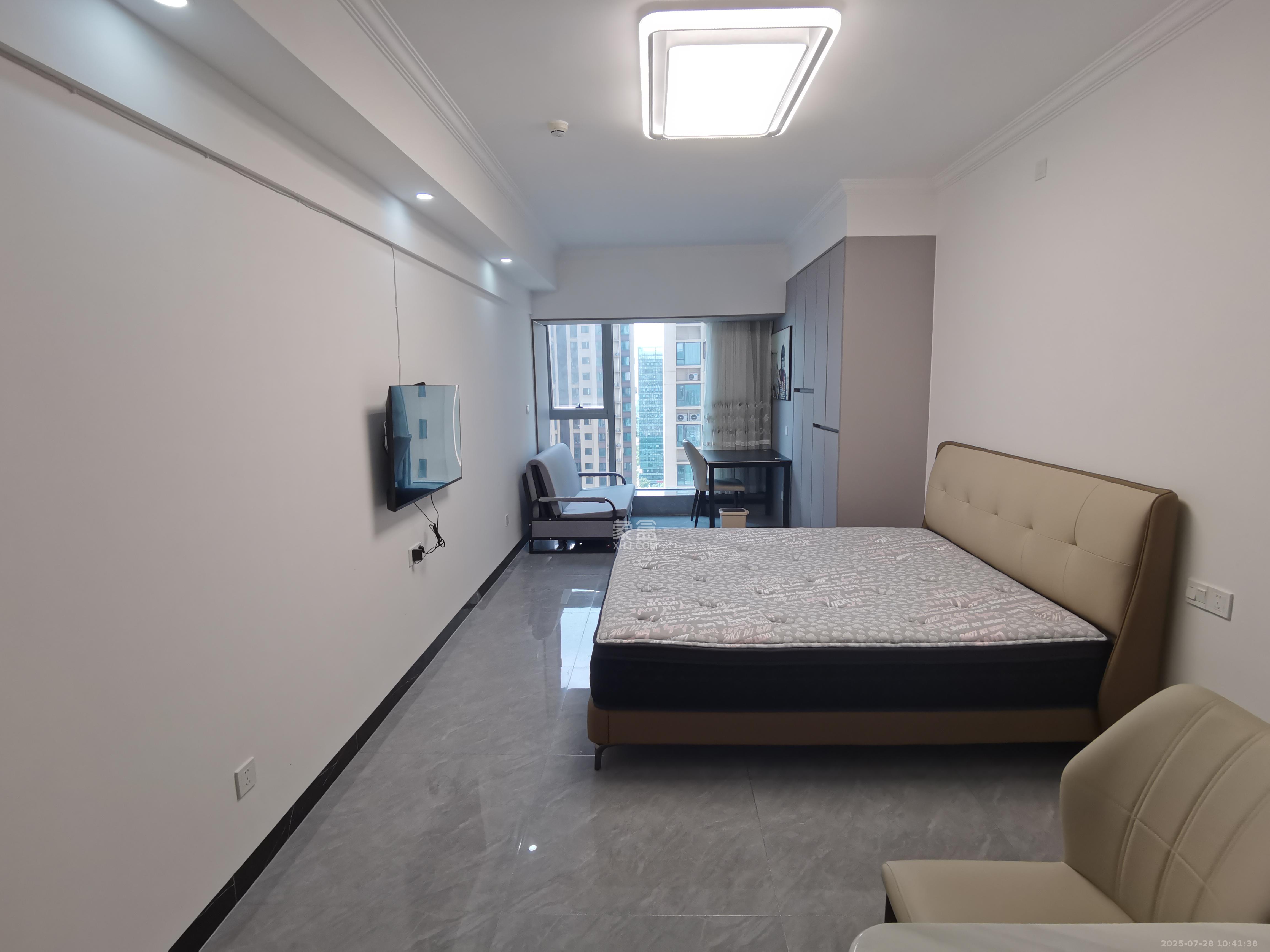 兰亭湾畔 1室1厅1卫 2000.0元/月 兰亭湾畔 1室1厅1卫 2000.0元/月室内图