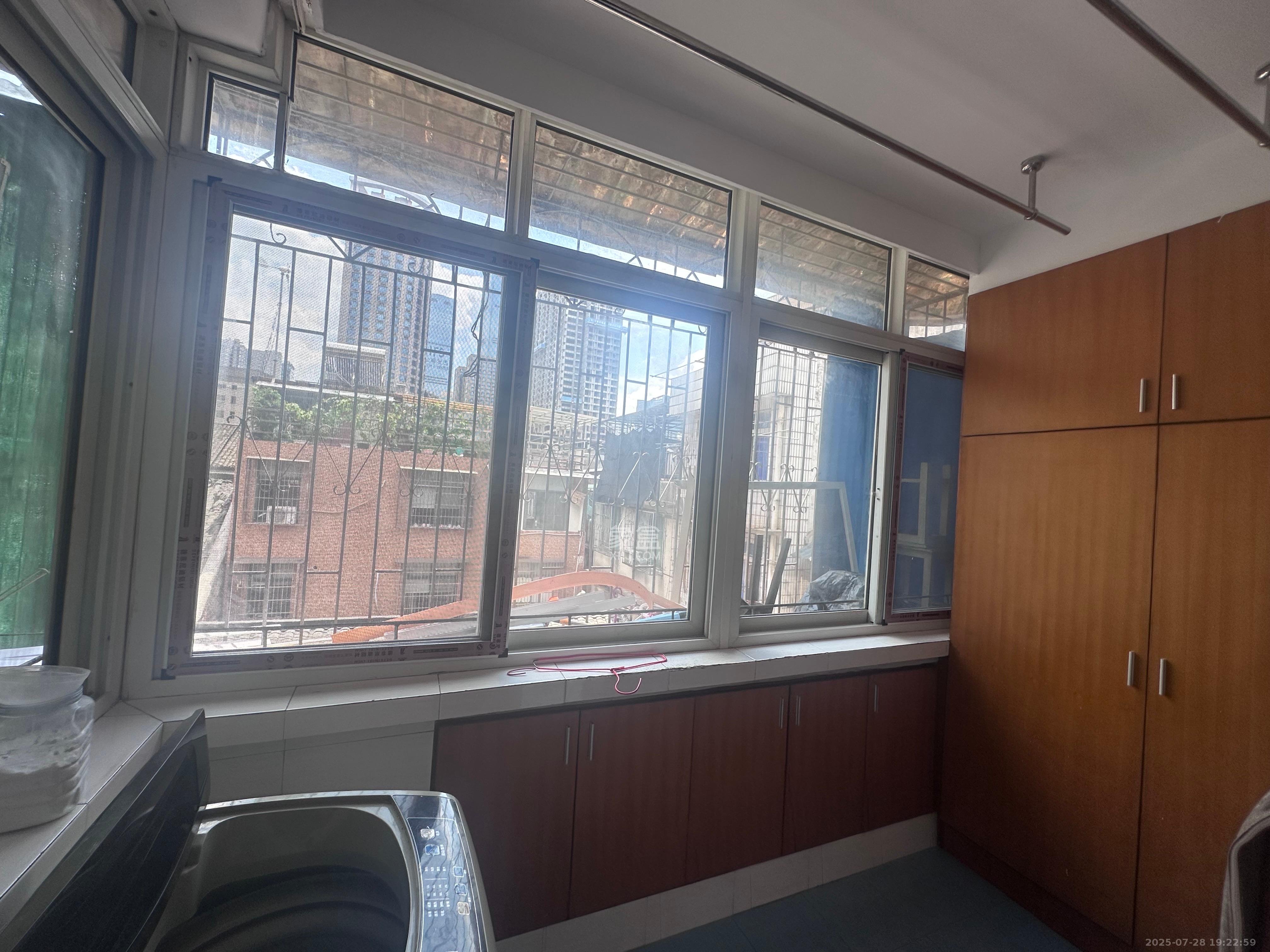 局关祠、东梧桐巷散盘  2室1厅1卫    2000.0元/月室内图