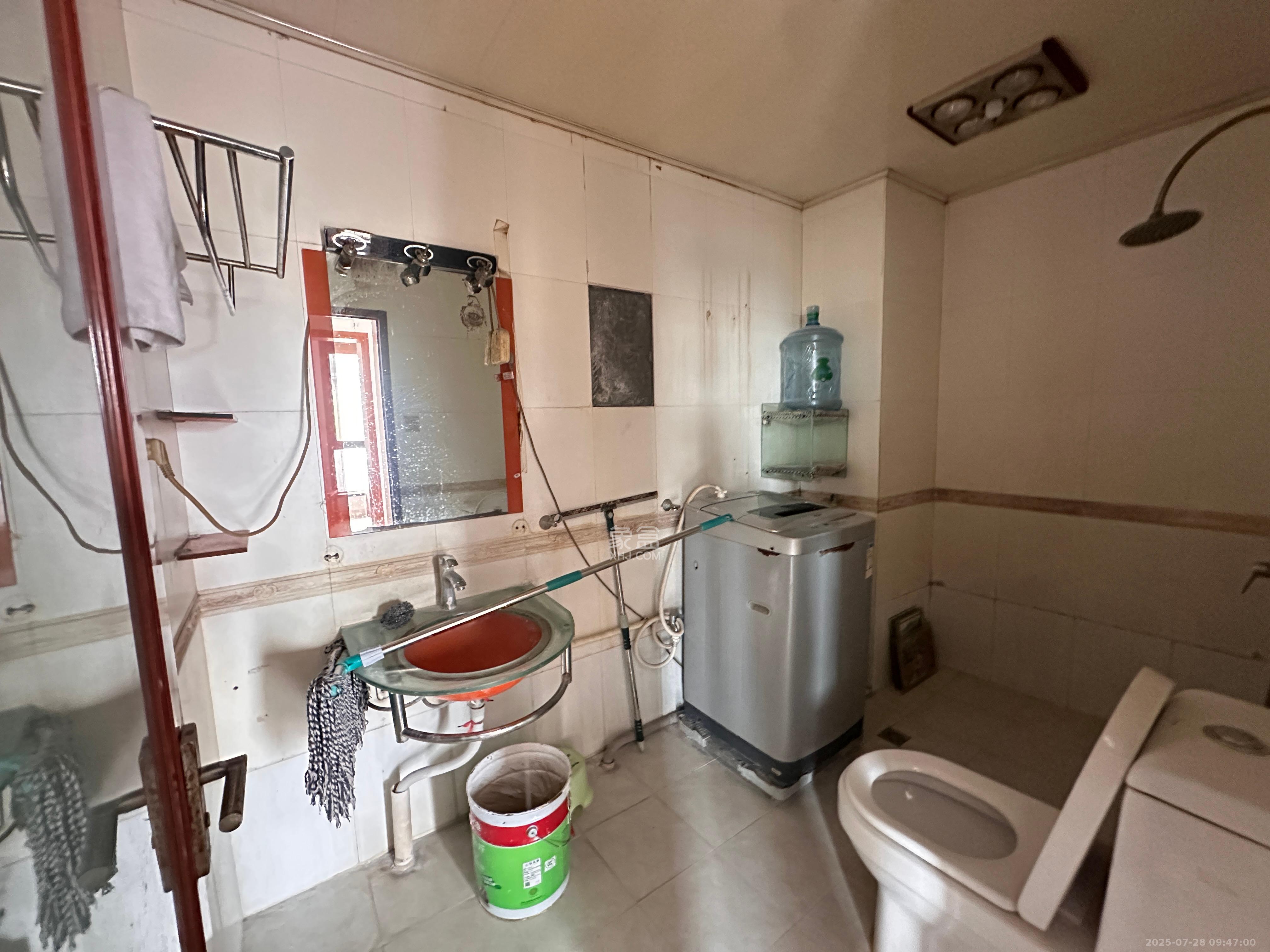 绿城桂花城 7室2厅3卫 4500.0元/月 绿城桂花城 7室2厅3卫 4500.0元/月室内图