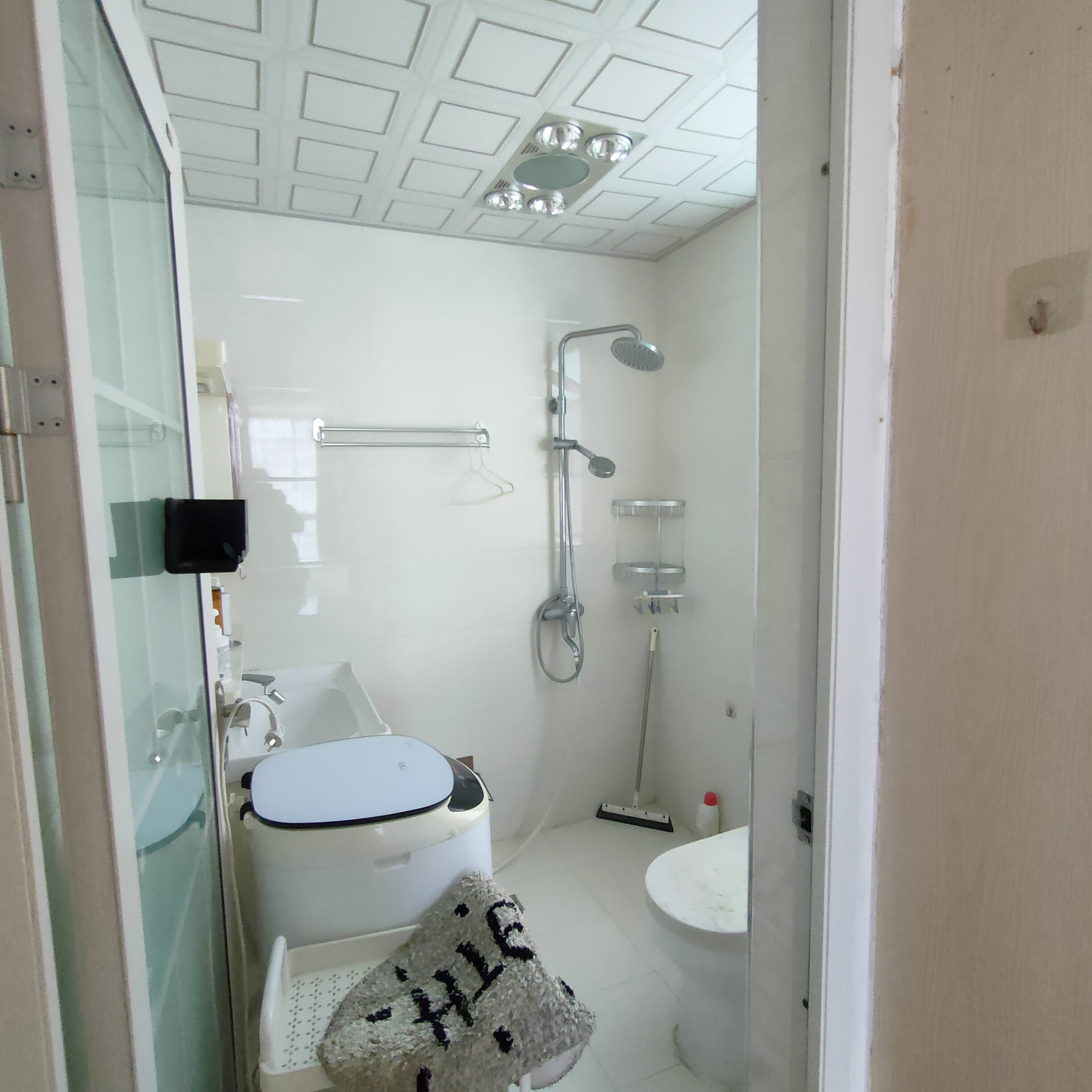 金和天下 4室2厅2卫 2000.0元/月 金和天下 4室2厅2卫 2000.0元/月室内图