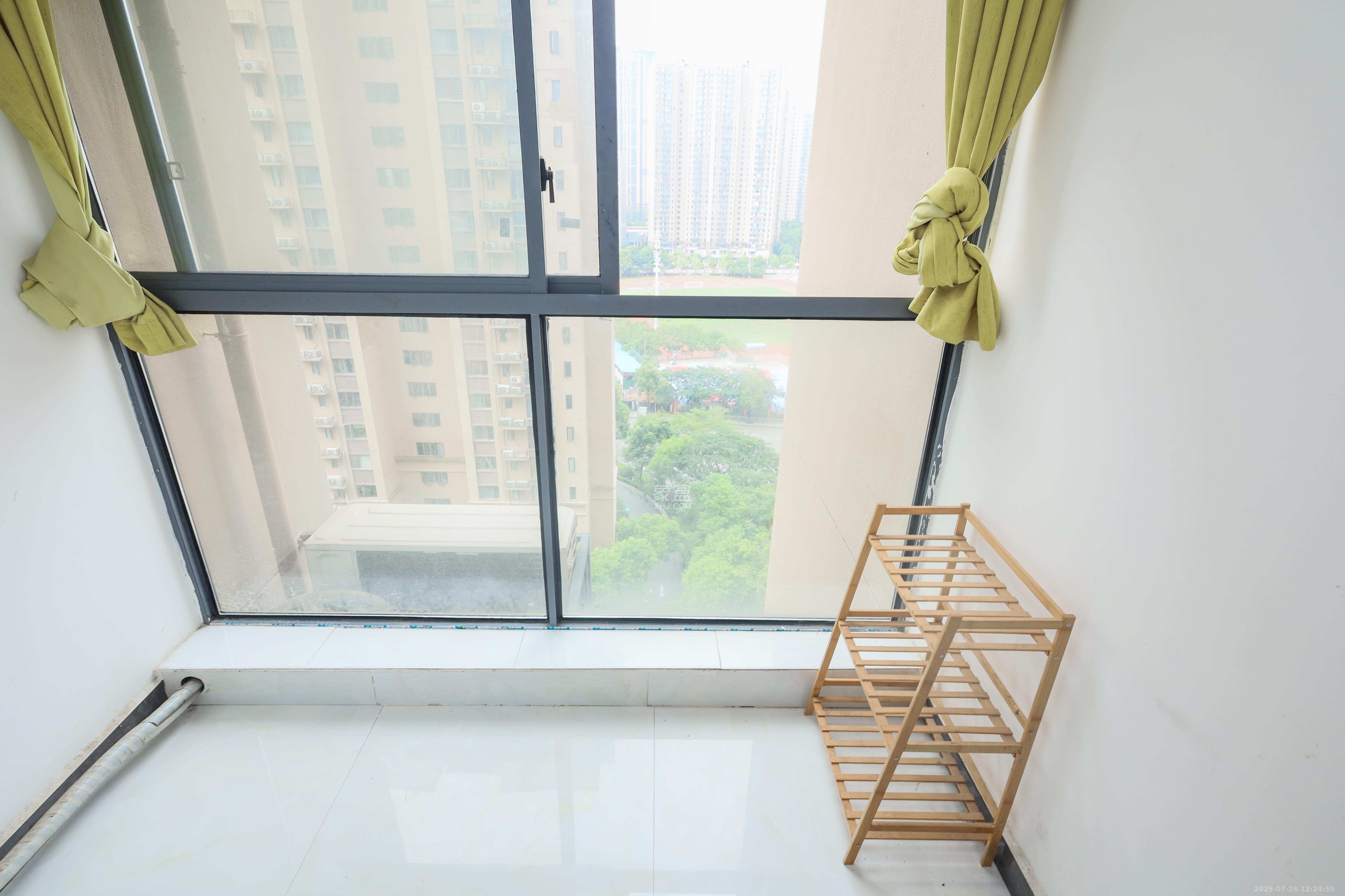 梅溪湖合能璞丽 3室2厅2卫 105.0万 梅溪湖合能璞丽 3室2厅2卫 105.0万阳台