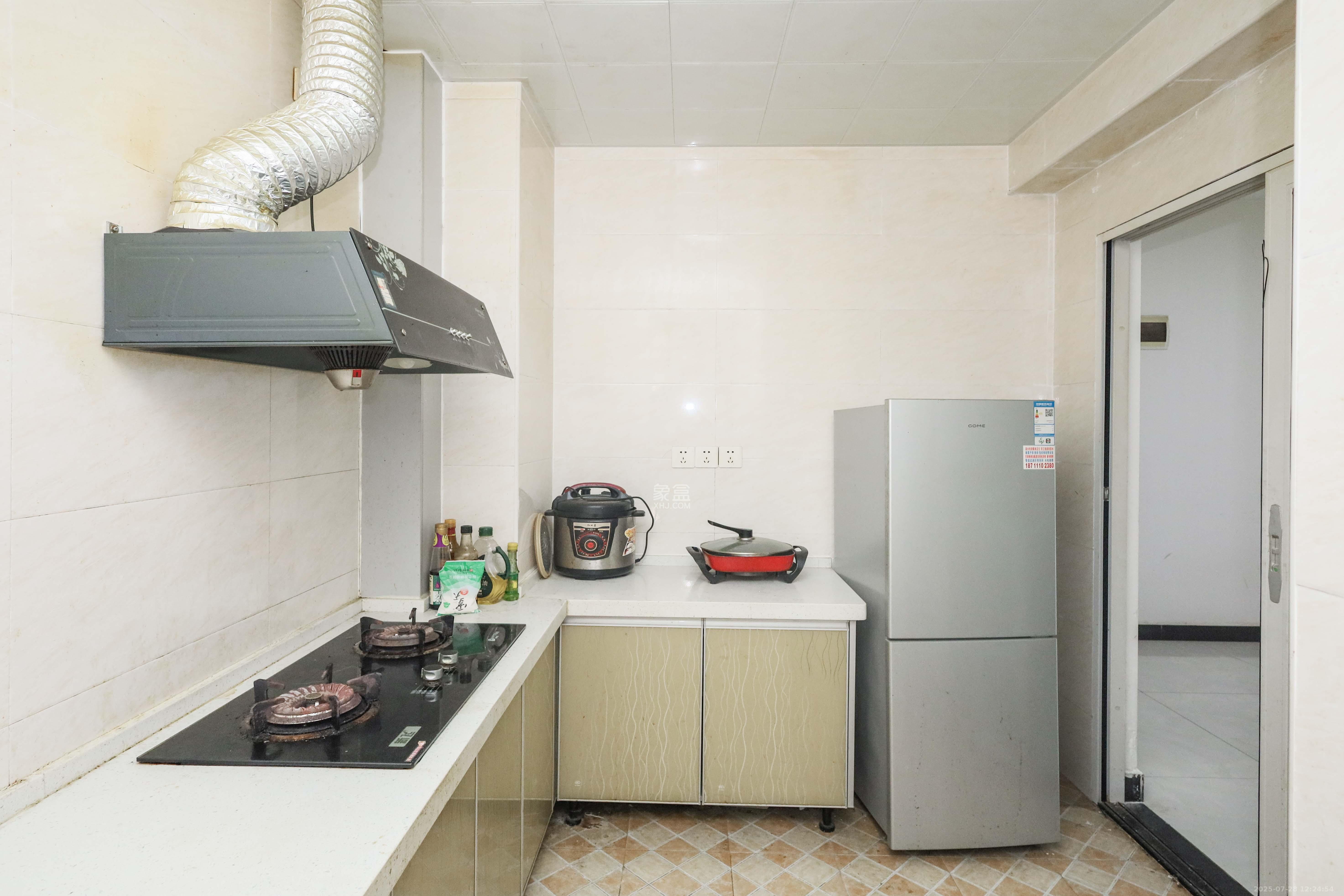 梅溪湖合能璞丽 3室2厅2卫 105.0万 梅溪湖合能璞丽 3室2厅2卫 105.0万厨房