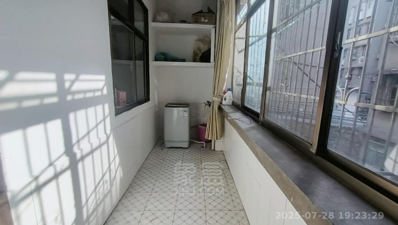 水竹二村  2室2厅1卫   900.00元/月室内图