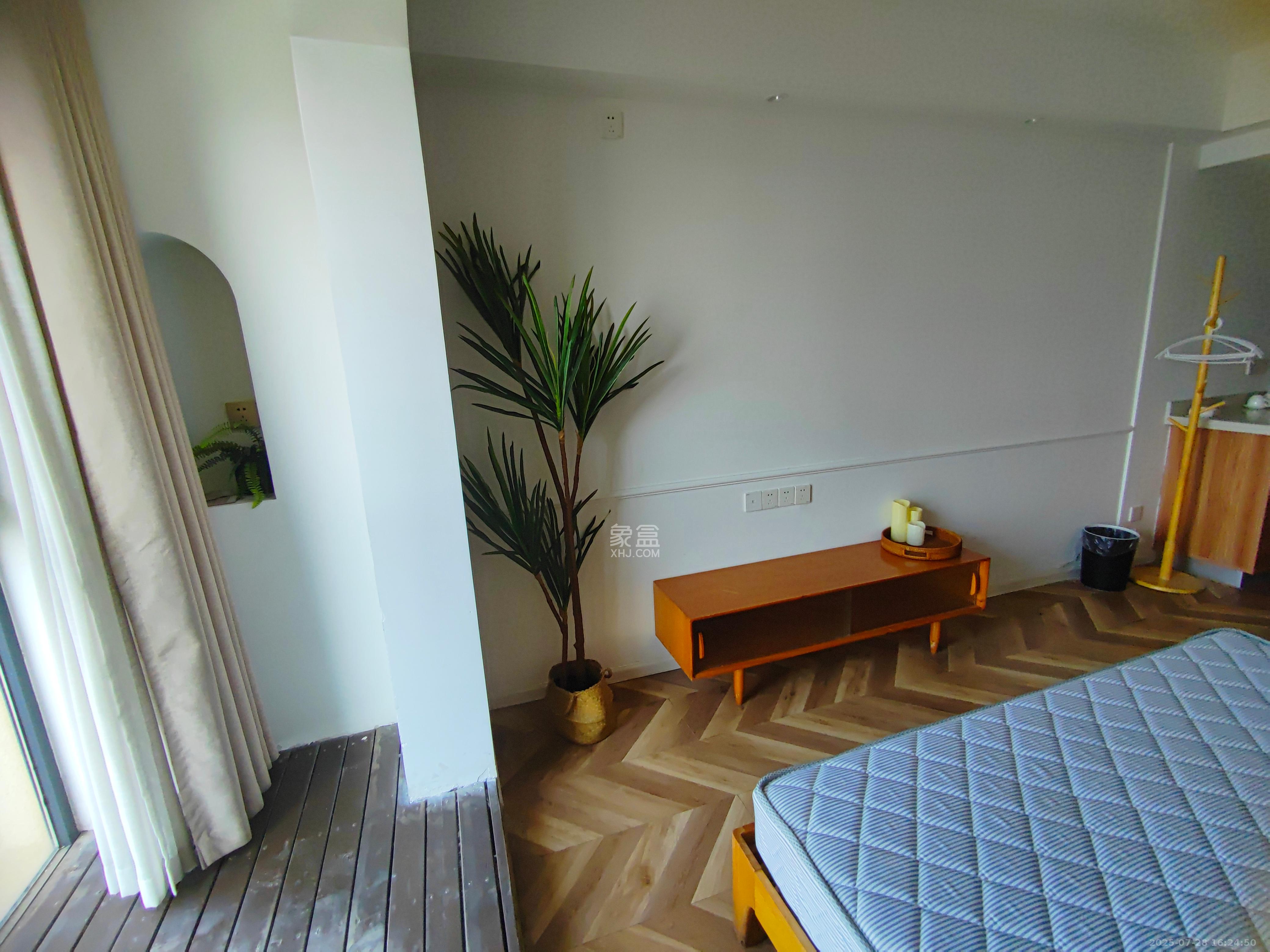 美林美寓 1室1厅1卫 1600.0元/月 美林美寓 1室1厅1卫 1600.0元/月室内图