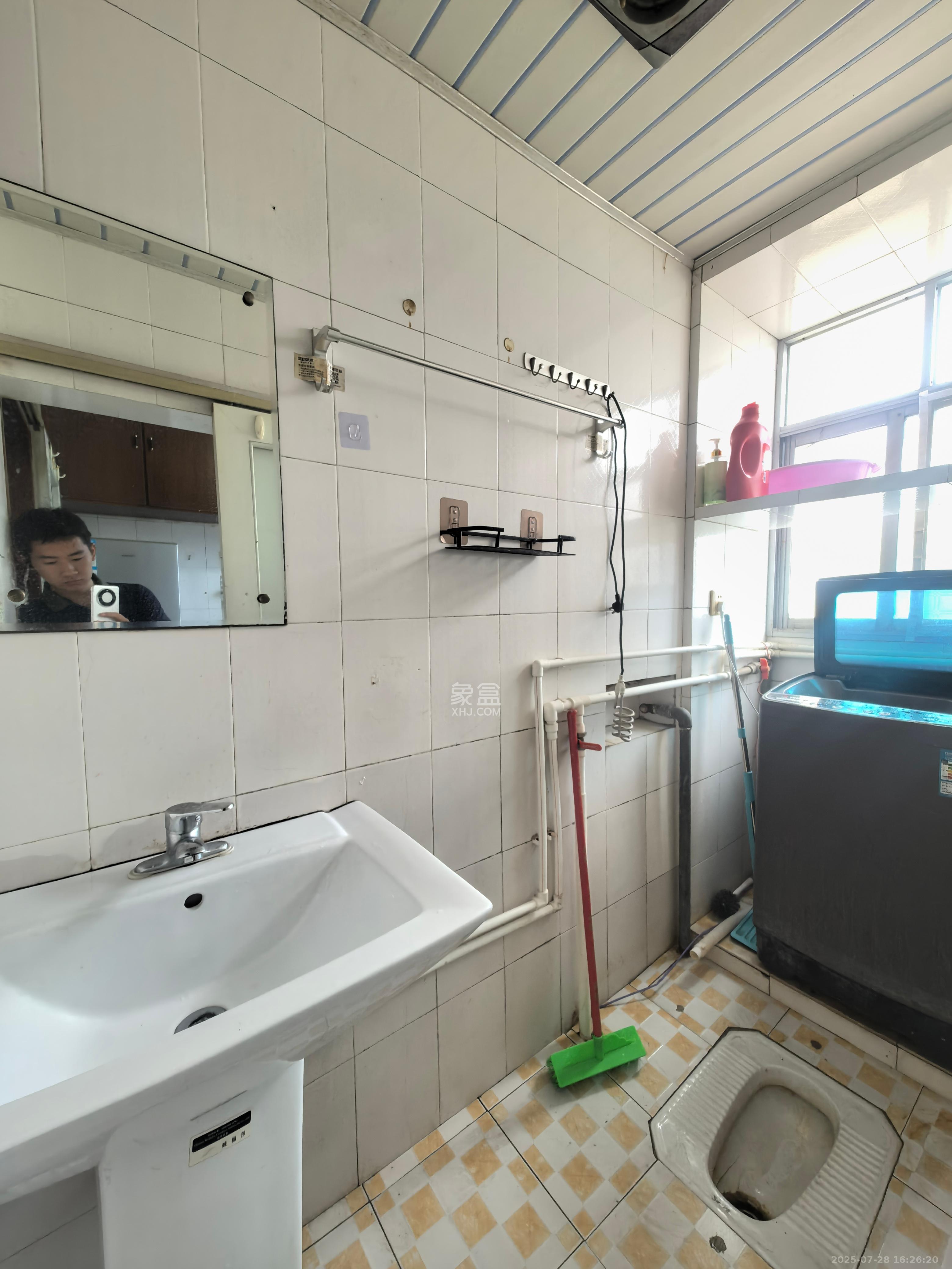 王家垅社区汽电(东风路六条巷) 2室1厅1卫 1000.0元/月 王家垅社区汽电(东风路六条巷) 2室1厅1卫 1000.0元/月室内图