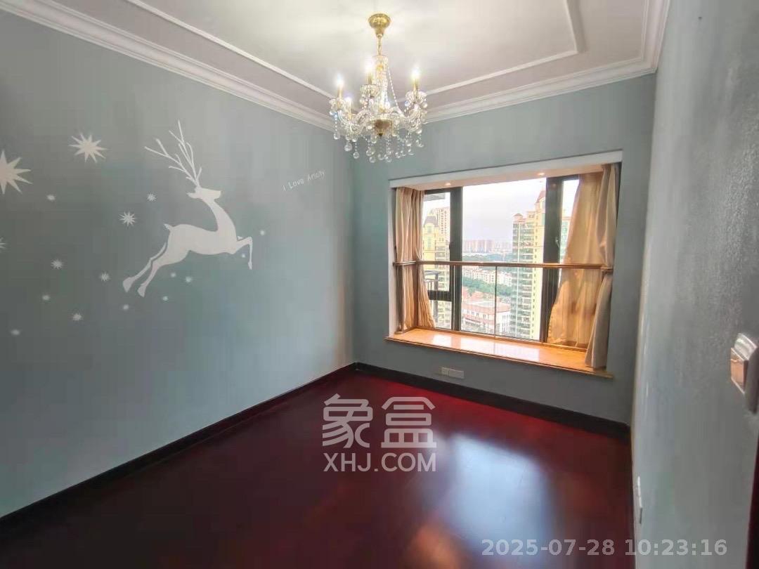 恒大雅苑 5室2厅3卫 5500.0元/月 恒大雅苑 5室2厅3卫 5500.0元/月室内图