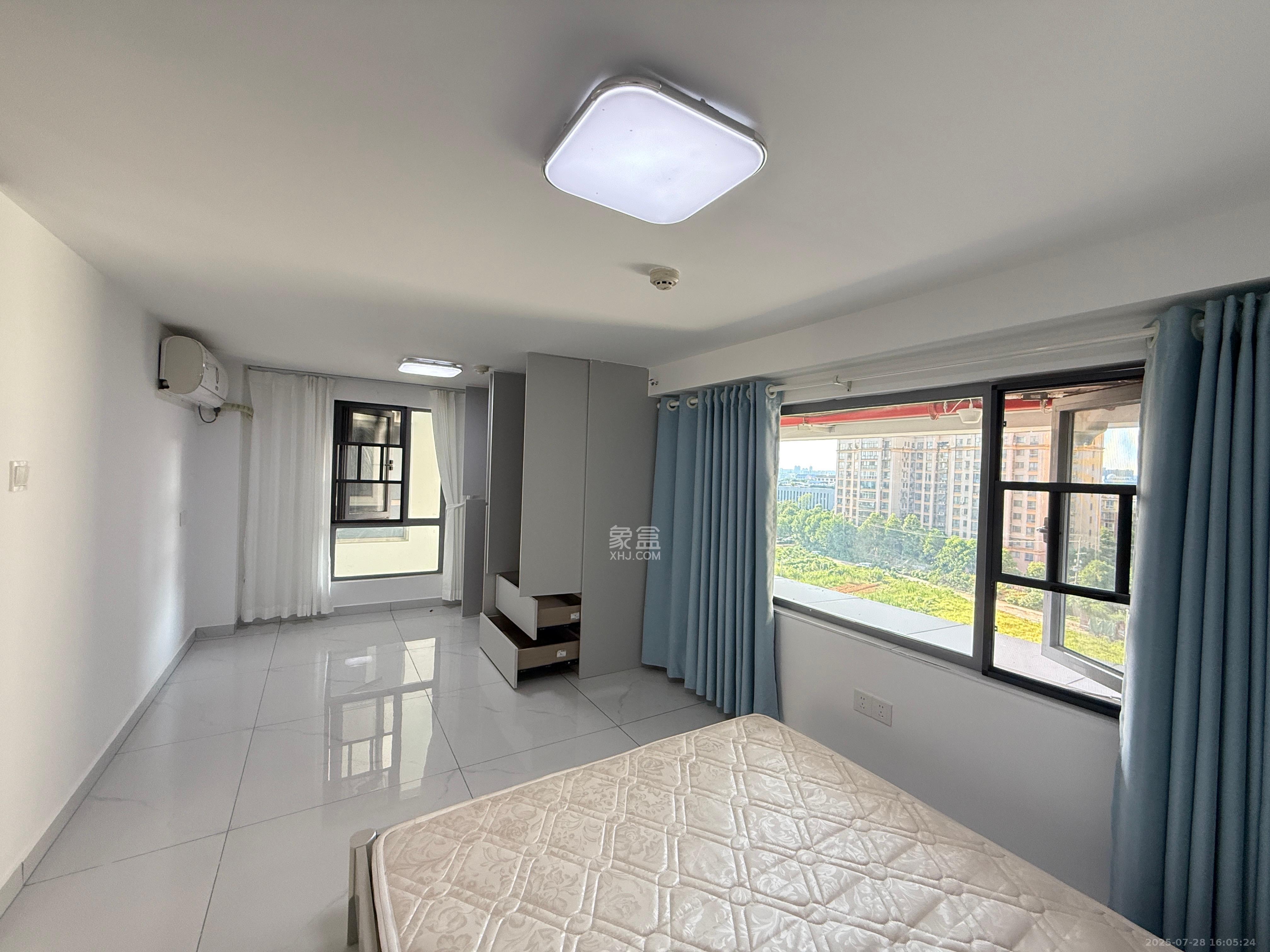 紫鑫中央广场（高铁新城）  3室2厅1卫    2500.0元/月室内图