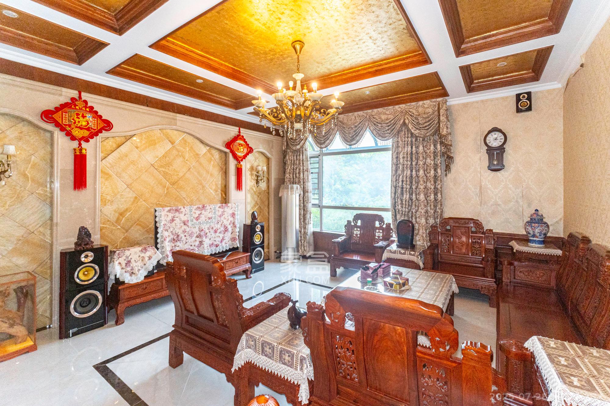 山水湾  5室3厅3卫    460.0万 山水湾  5室3厅3卫    460.0万