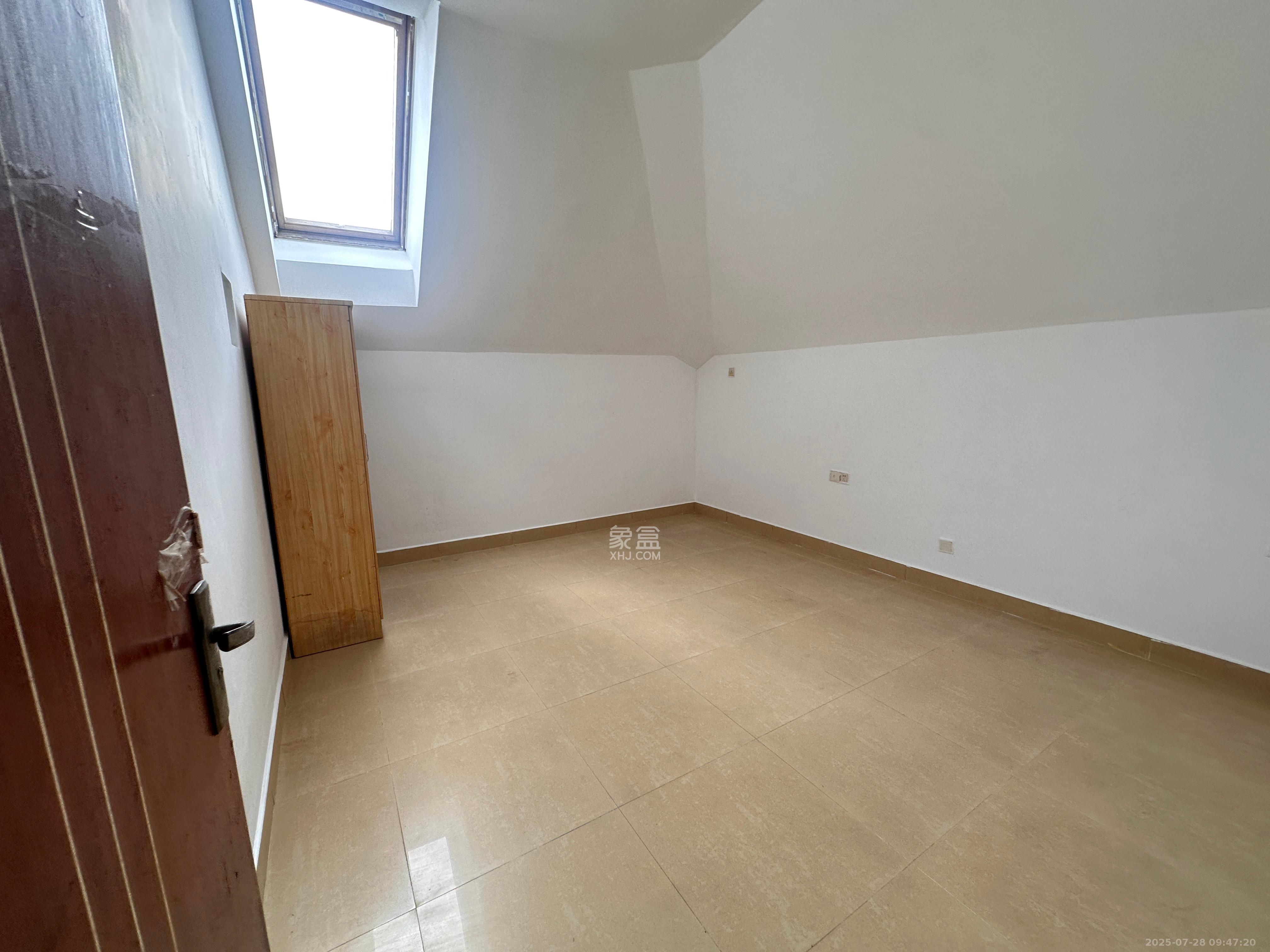 绿城桂花城 7室2厅3卫 4500.0元/月 绿城桂花城 7室2厅3卫 4500.0元/月室内图