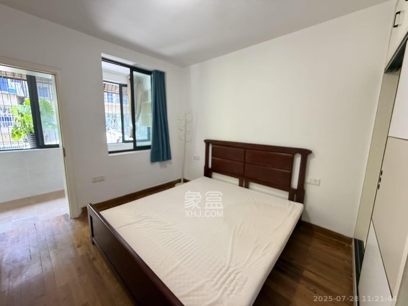 周南中学宿舍  2室1厅1卫    2600.0元/月室内图