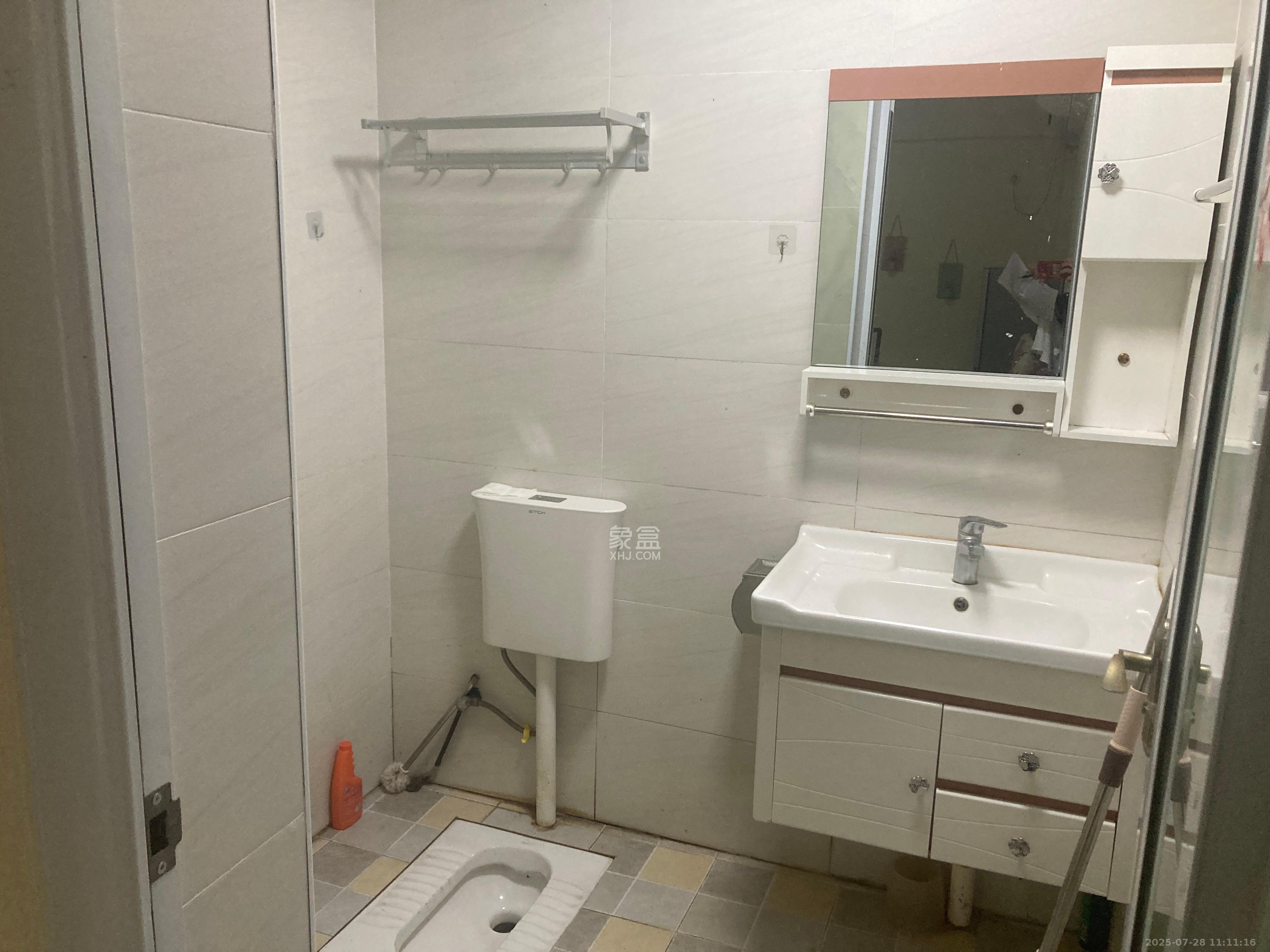 北辰三角洲E4区 2室1厅1卫 2500.0元/月 北辰三角洲E4区 2室1厅1卫 2500.0元/月室内图