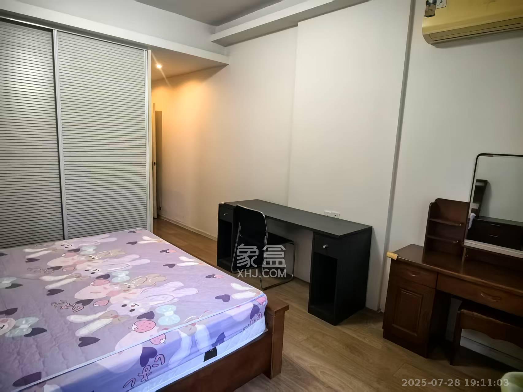 望麓锦园 3室2厅1卫 2450.0元/月 望麓锦园 3室2厅1卫 2450.0元/月室内图