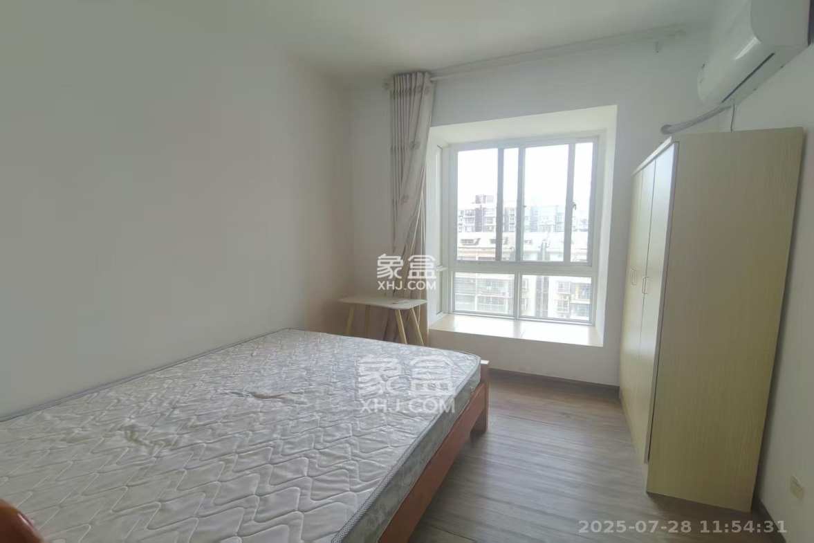 丰园城(鄱阳小区二期) 3室2厅2卫 2000.0元/月 丰园城(鄱阳小区二期) 3室2厅2卫 2000.0元/月室内图