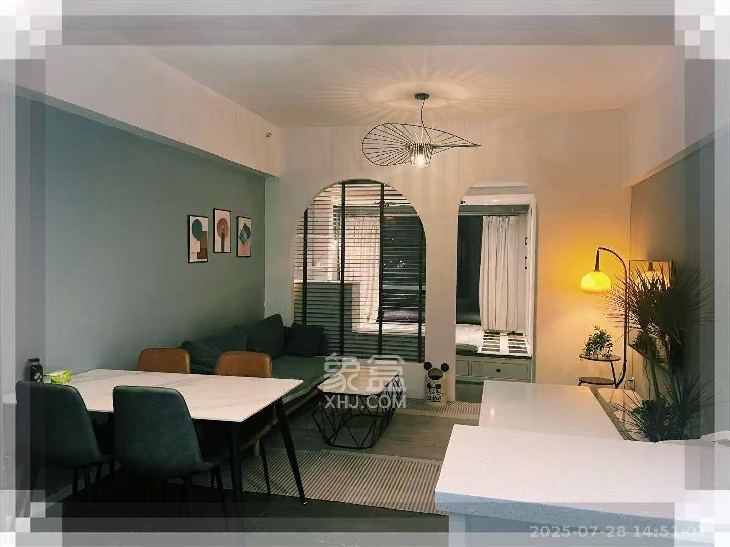 东怡外国(南湖一号) 1室1厅1卫 2400.0元/月 东怡外国(南湖一号) 1室1厅1卫 2400.0元/月室内图