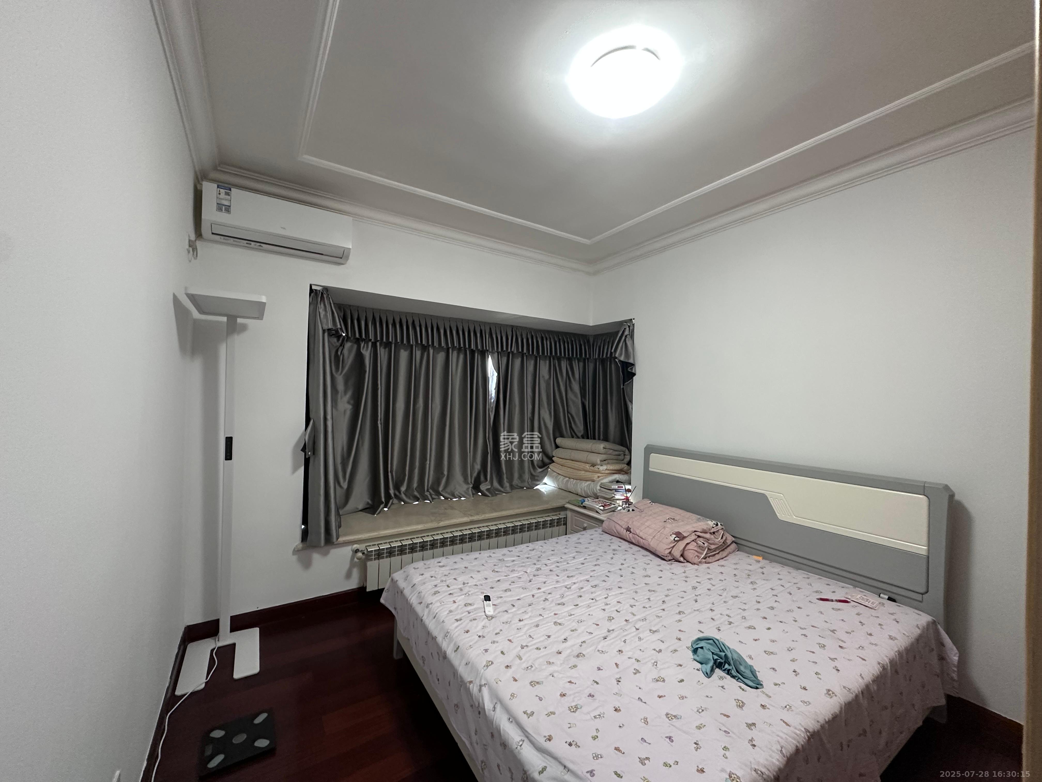 恒大华府 2室2厅1卫 2400.0元/月 恒大华府 2室2厅1卫 2400.0元/月室内图