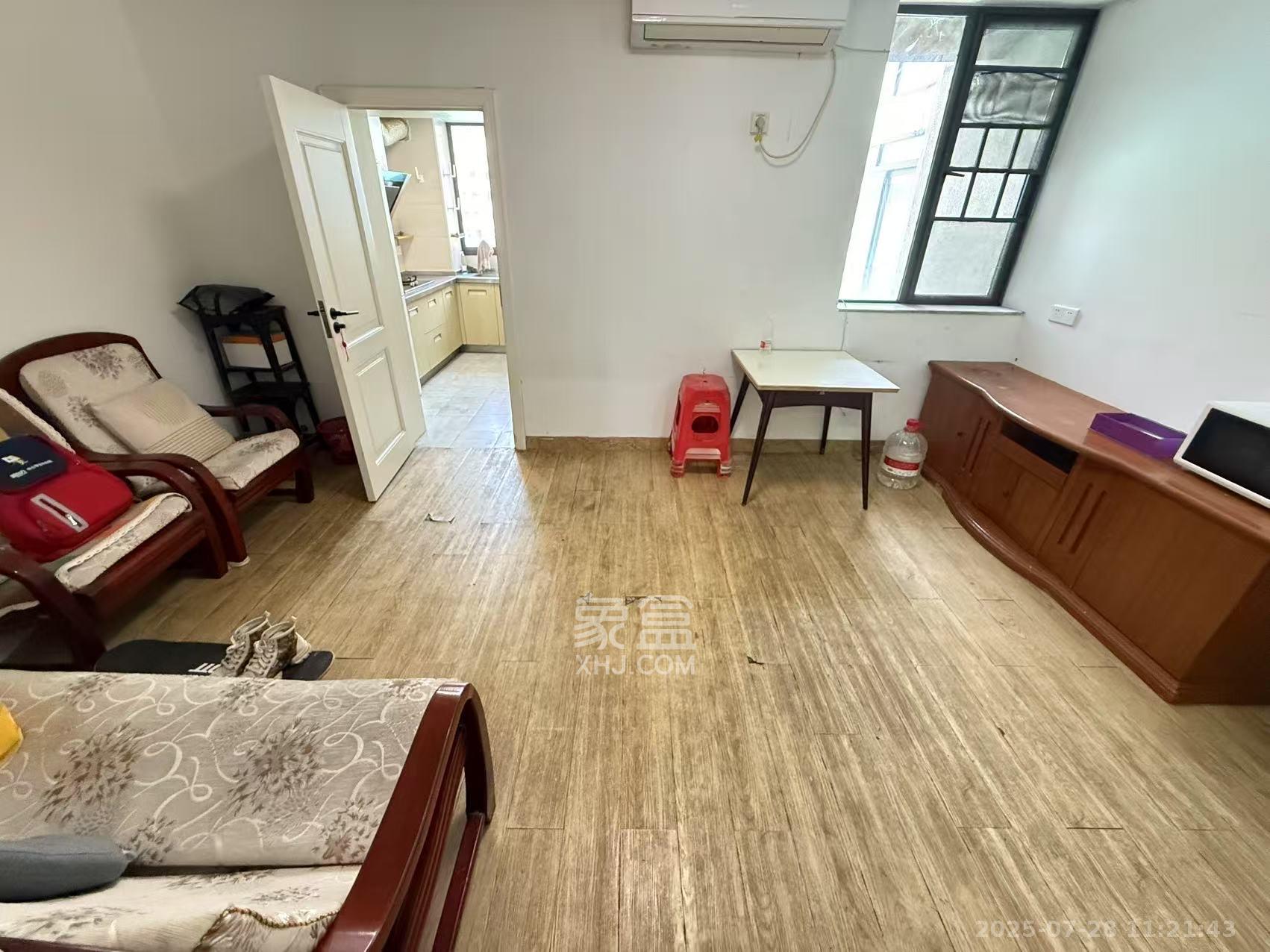 周南中学宿舍  2室1厅1卫    2600.0元/月室内图