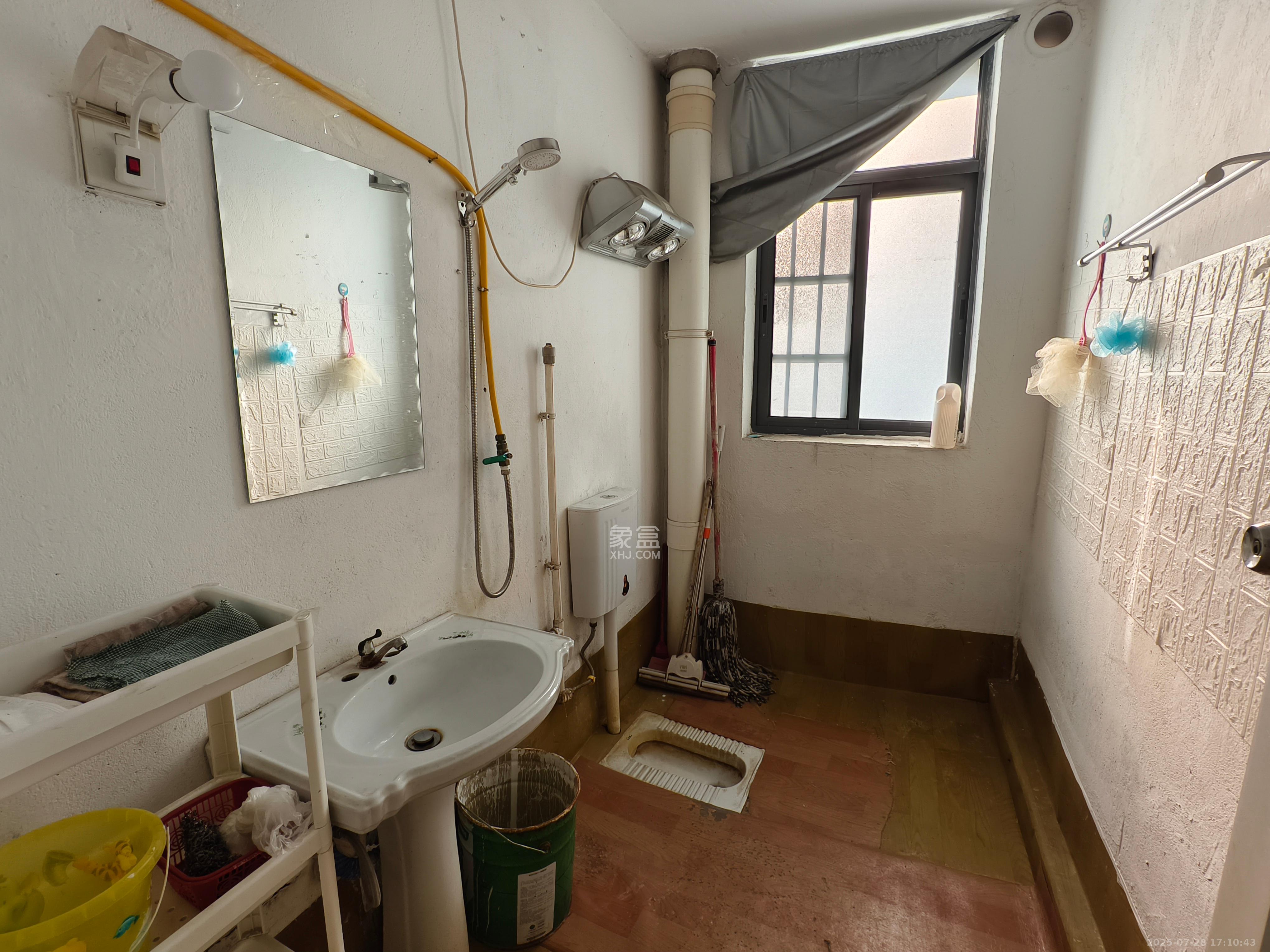 恒基凯旋门一二期 2室2厅1卫 1500.0元/月 恒基凯旋门一二期 2室2厅1卫 1500.0元/月室内图