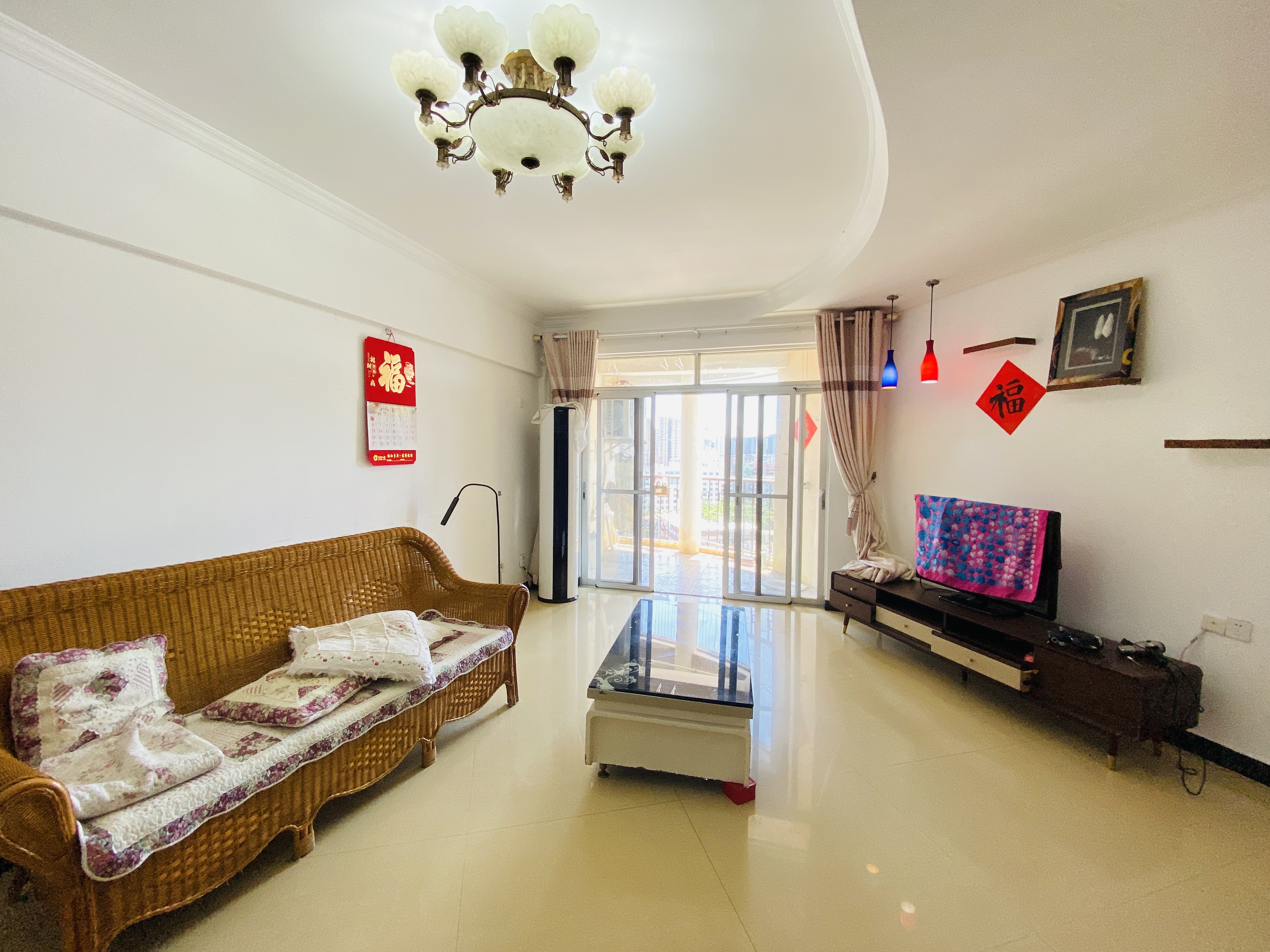 白龙大厦 3室2厅1卫 2200.0元/月 白龙大厦 3室2厅1卫 2200.0元/月室内图