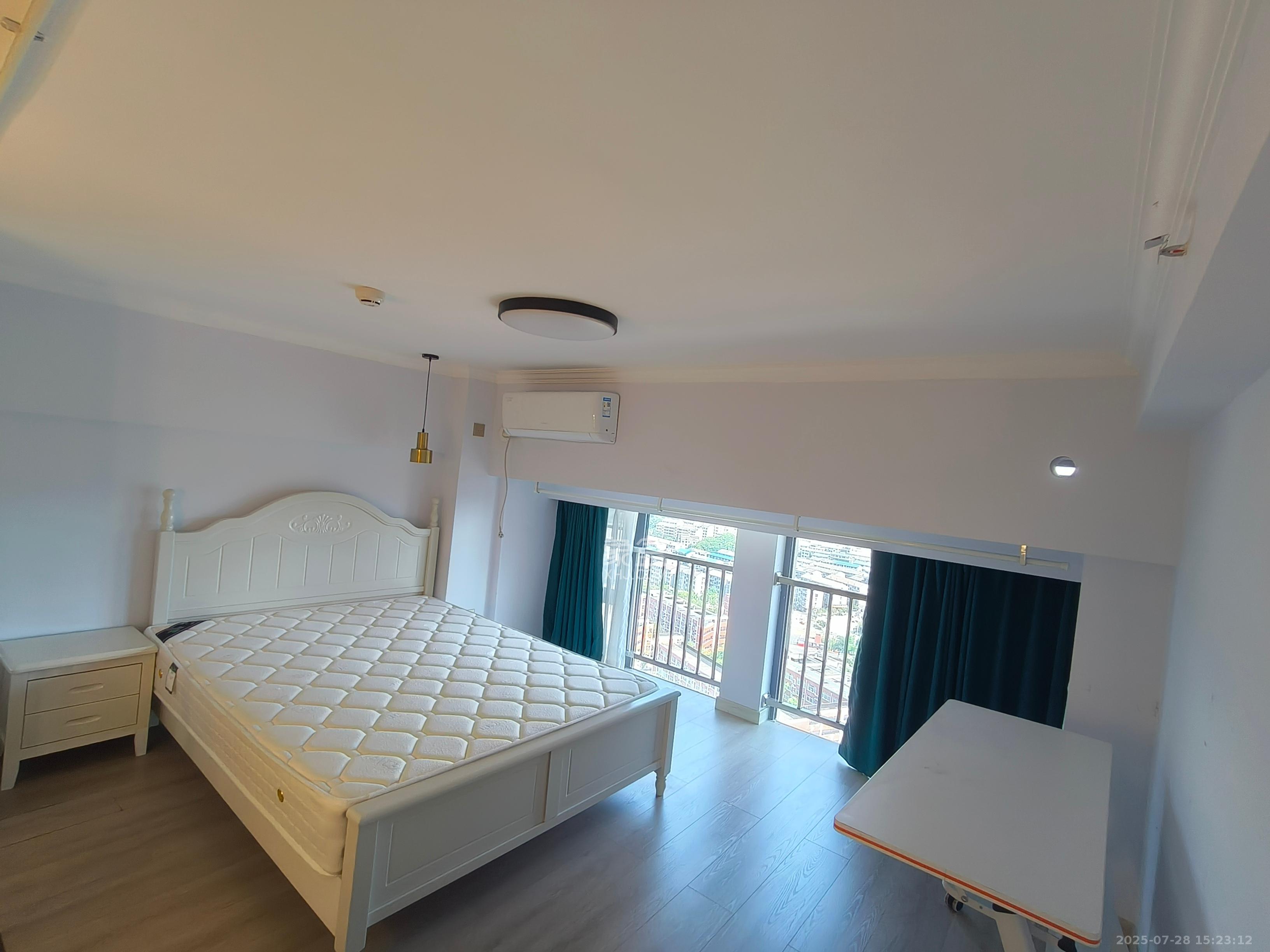 湘一书香里  2室1厅1卫    2600.0元/月室内图