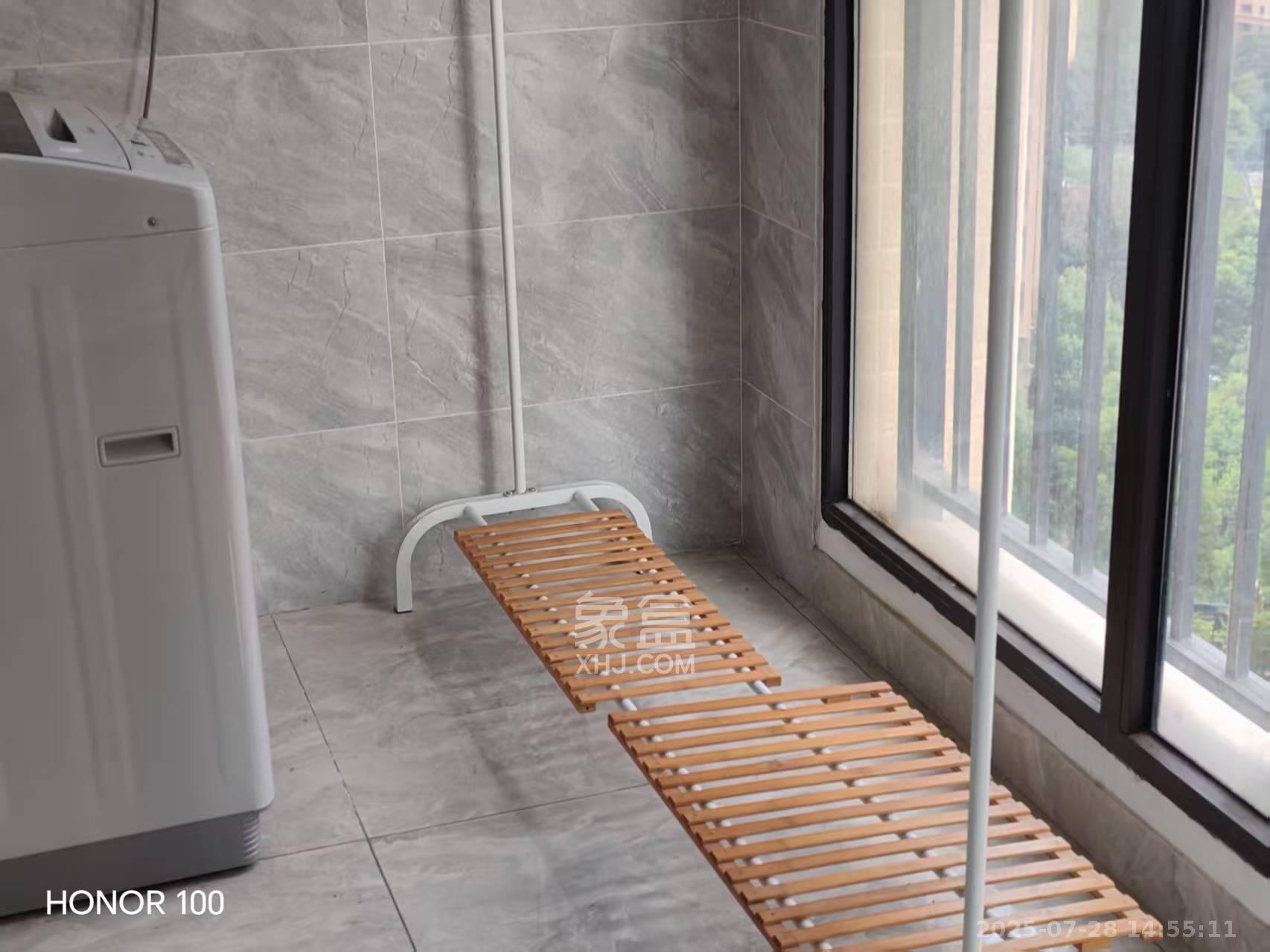 南城印象  1室2厅1卫    2300.0元/月 南城印象  1室2厅1卫    2300.0元/月室内图