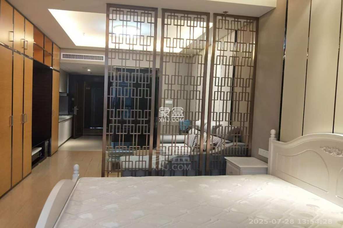 银天国际 1室1厅1卫 1500.0元/月 银天国际 1室1厅1卫 1500.0元/月室内图