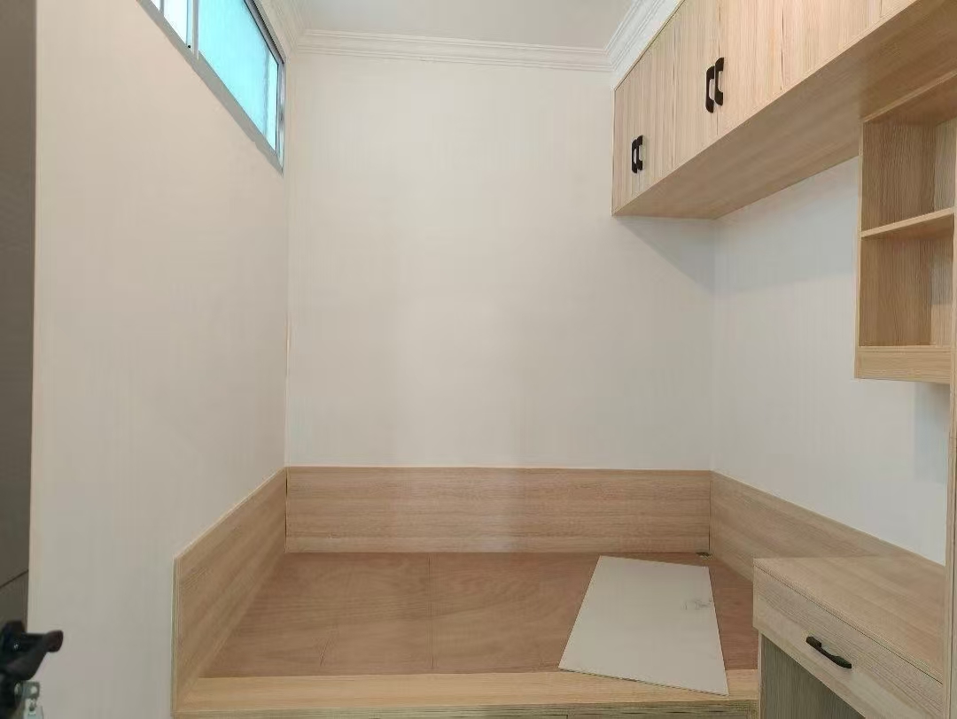 西溪美景  3室2厅1卫   52.80万客厅
