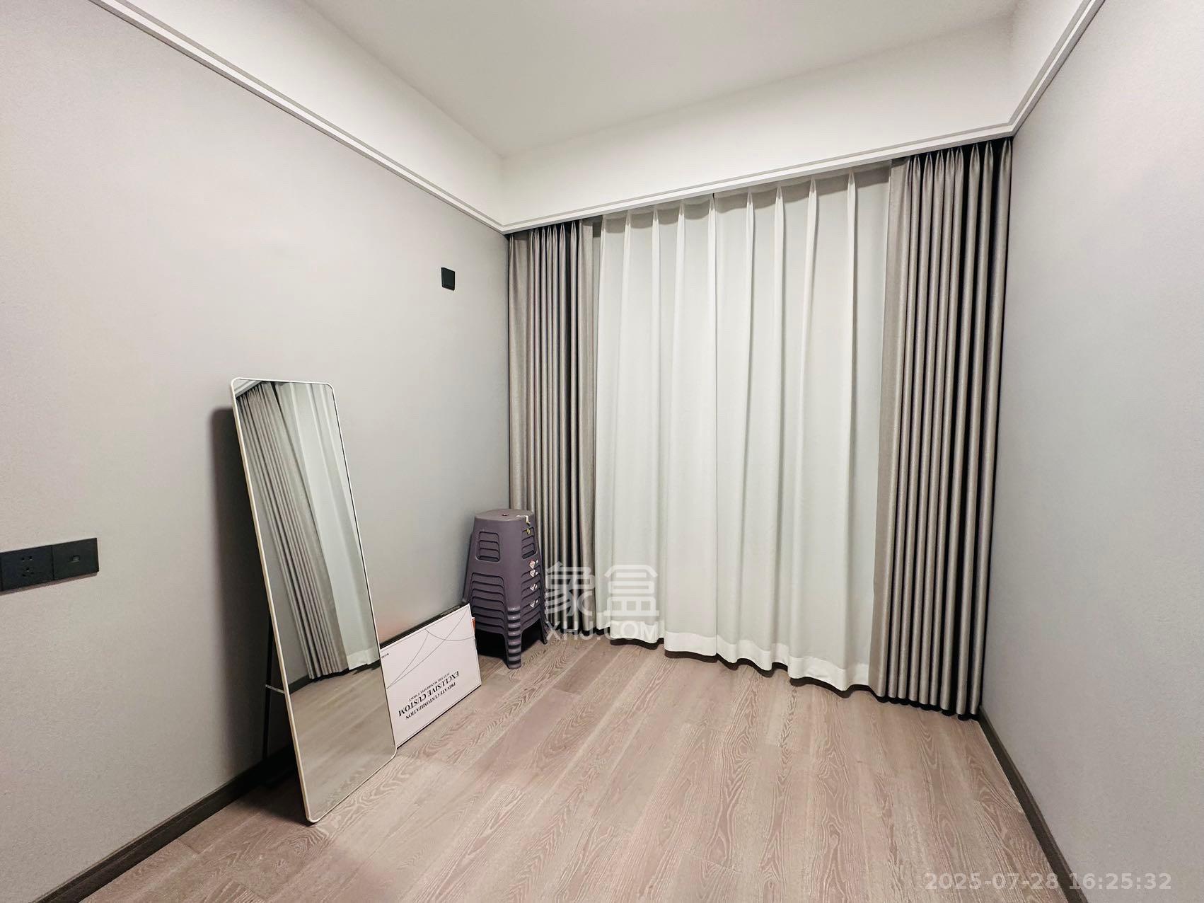 建发央著  4室2厅2卫   5500.00元/月室内图