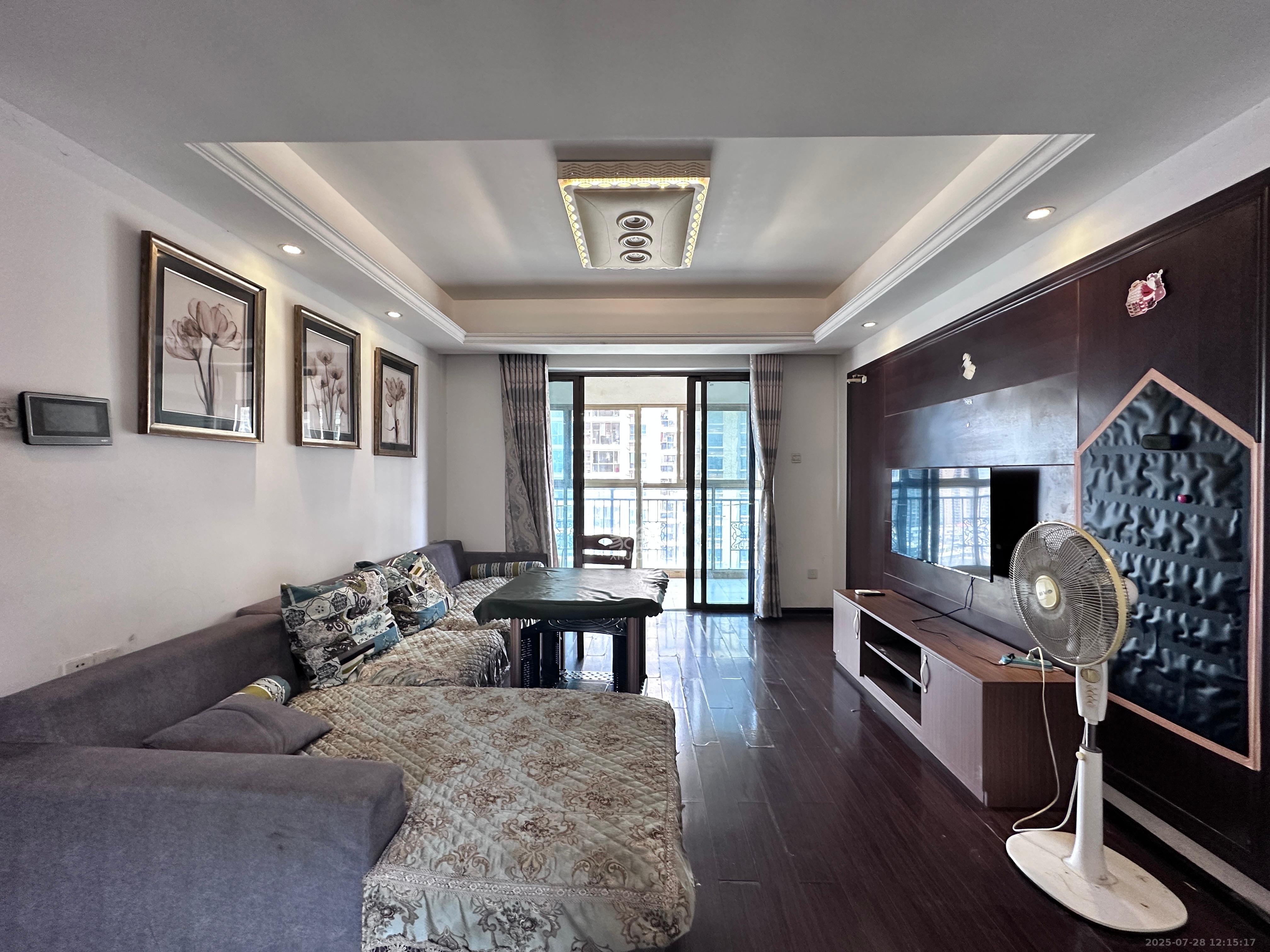 江山帝景哈佛  3室2厅1卫    2200.0元/月 江山帝景哈佛  3室2厅1卫    2200.0元/月