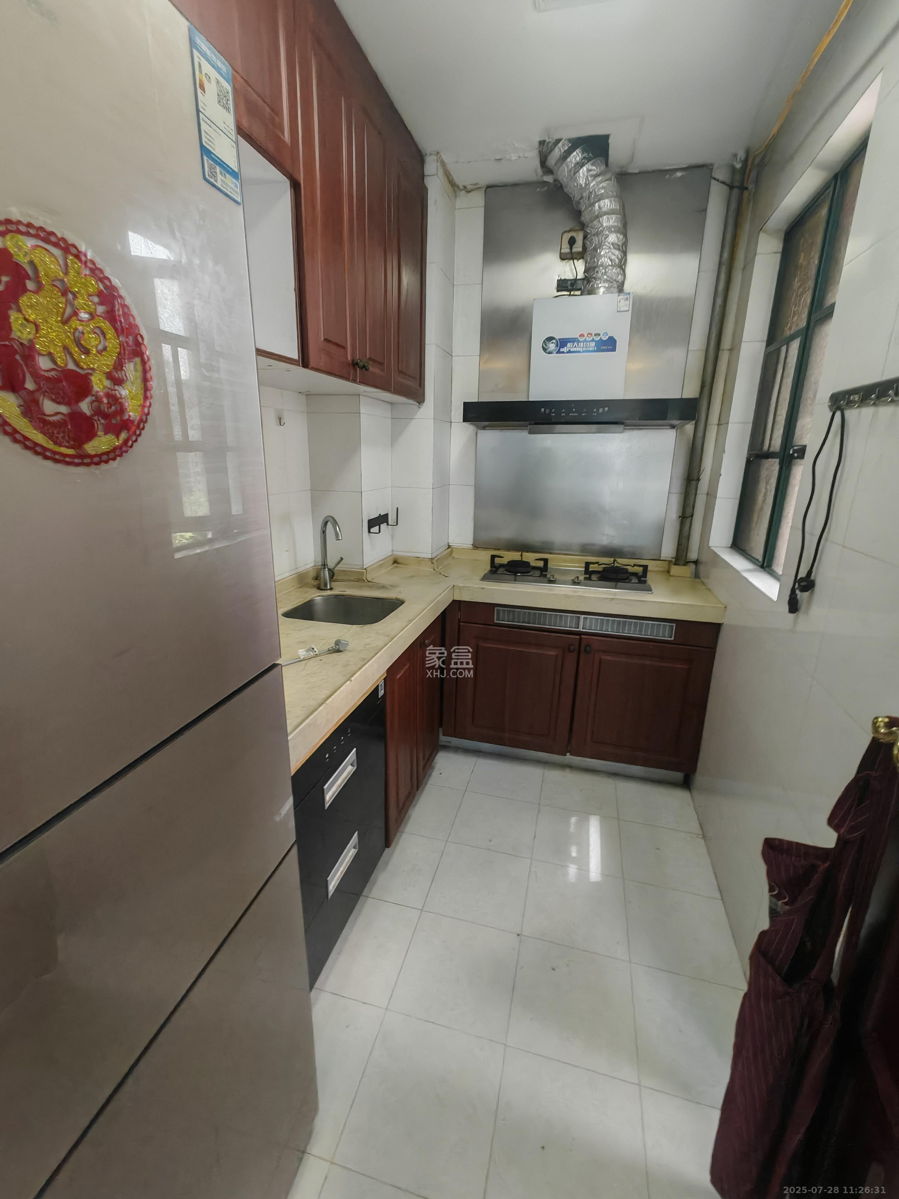 恒大华府  3室2厅1卫    2500.0元/月 恒大华府  3室2厅1卫    2500.0元/月室内图