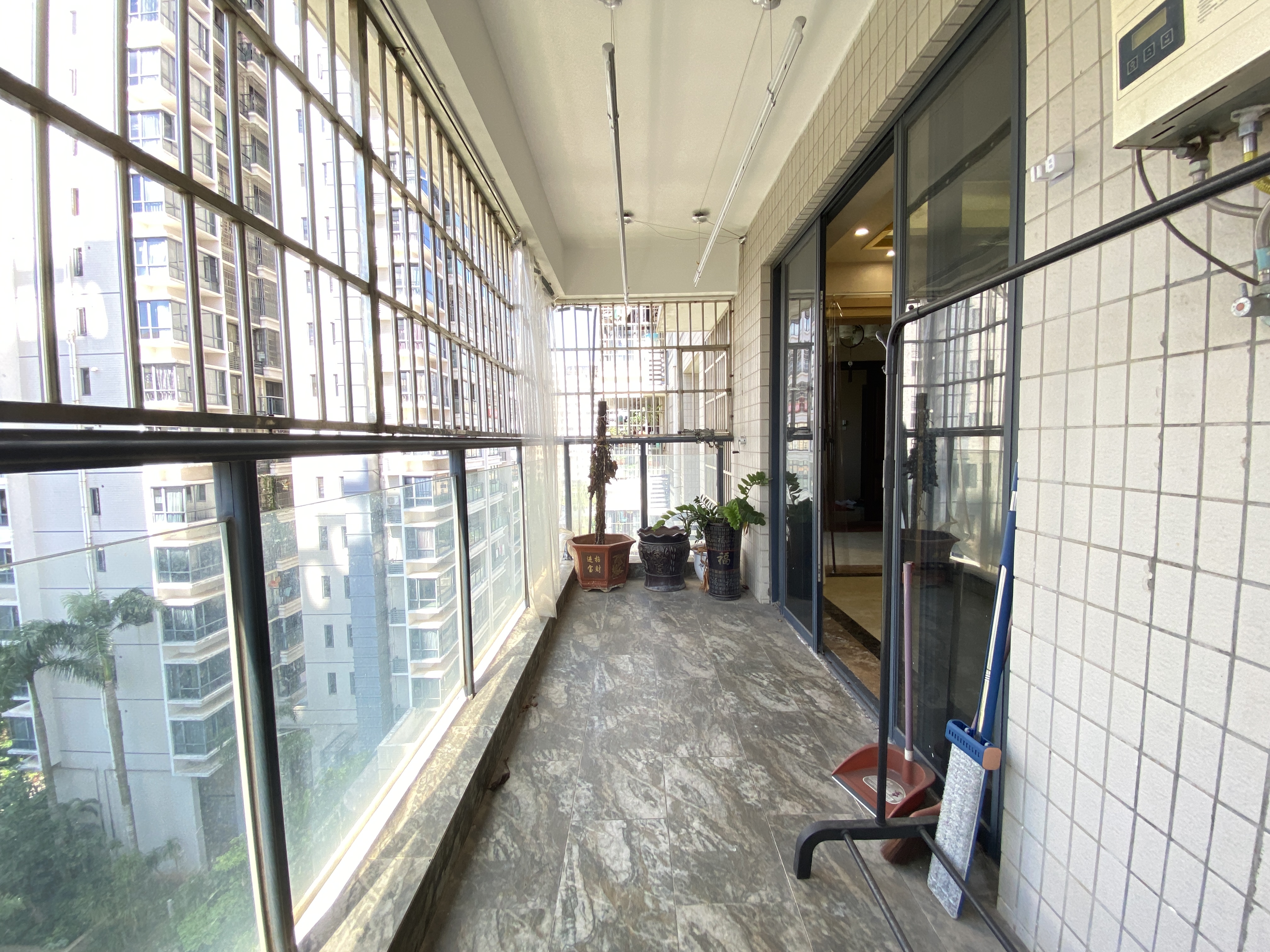 和信广场 3室2厅1卫 3000.0元/月 和信广场 3室2厅1卫 3000.0元/月室内图