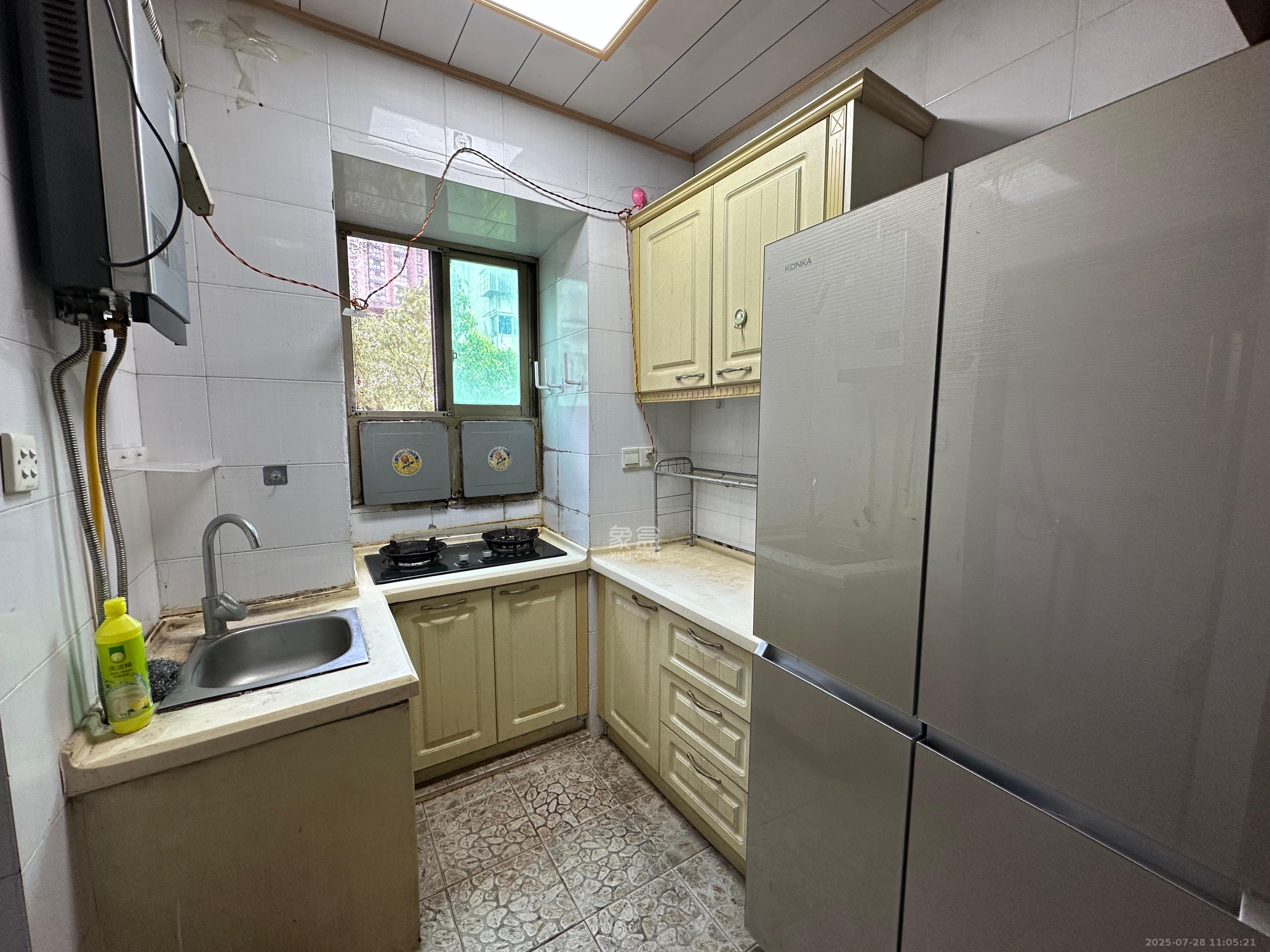 天剑社区(湖南省水利水电一公司宿舍) 3室1厅1卫 1600.0元/月 天剑社区(湖南省水利水电一公司宿舍) 3室1厅1卫 1600.0元/月室内图