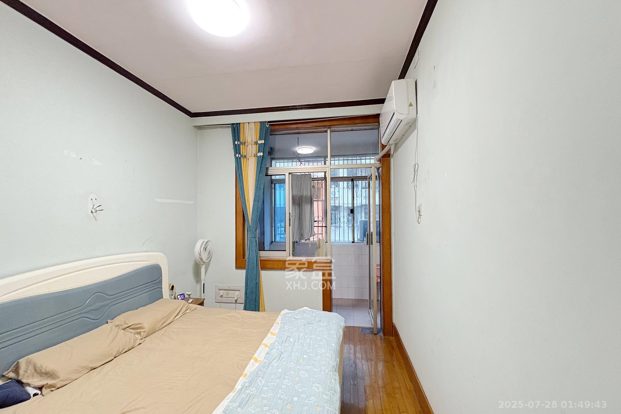 省建苑小区  3室2厅1卫    88.0万卧室