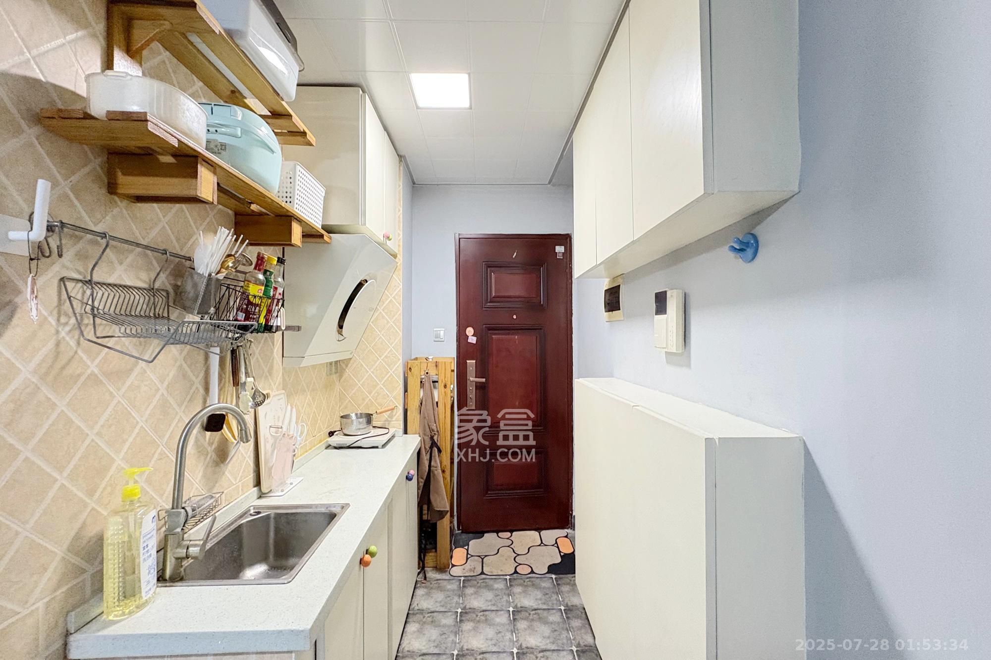 东宸19公馆 1室1厅1卫 35.0万 东宸19公馆 1室1厅1卫 35.0万厨房