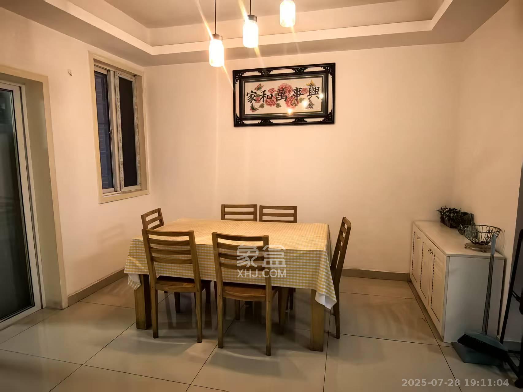 望麓锦园 3室2厅1卫 2450.0元/月 望麓锦园 3室2厅1卫 2450.0元/月室内图