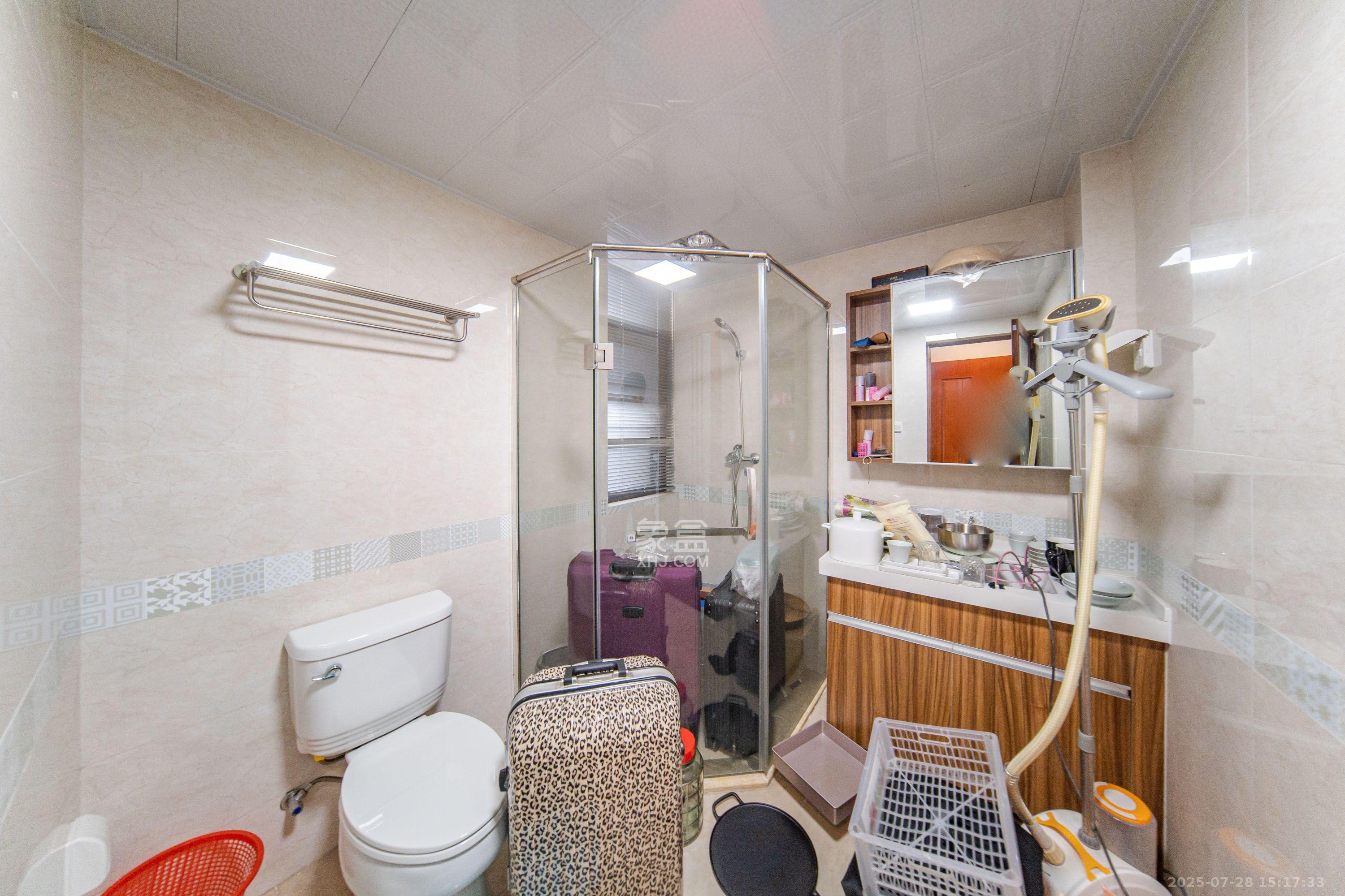 江山帝景哈佛  4室2厅2卫    3000.0元/月室内图