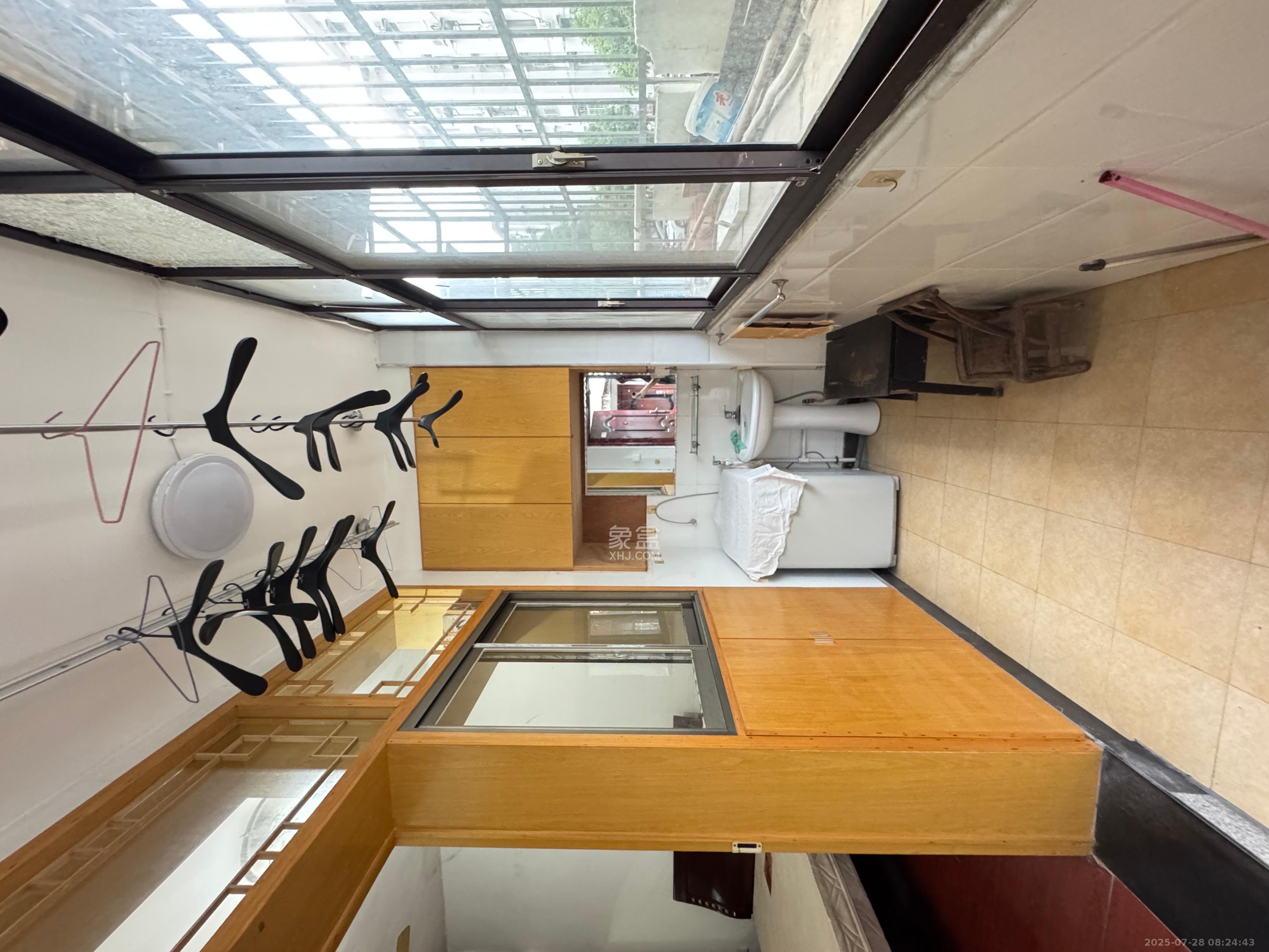 中南村(一二三村) 3室1厅1卫 900.0元/月 中南村(一二三村) 3室1厅1卫 900.0元/月室内图