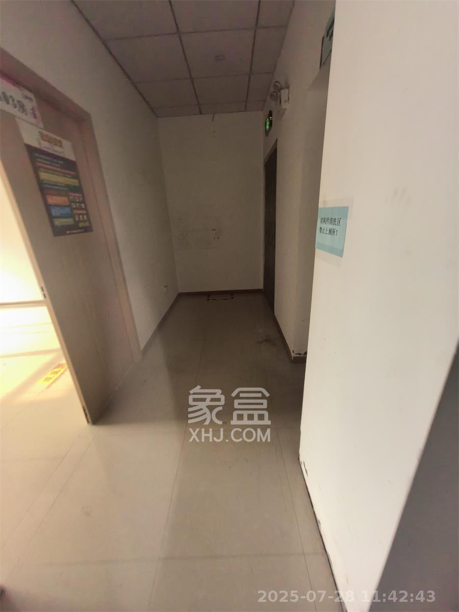 国际企业中心   536.0㎡     11500.00元/月室内图