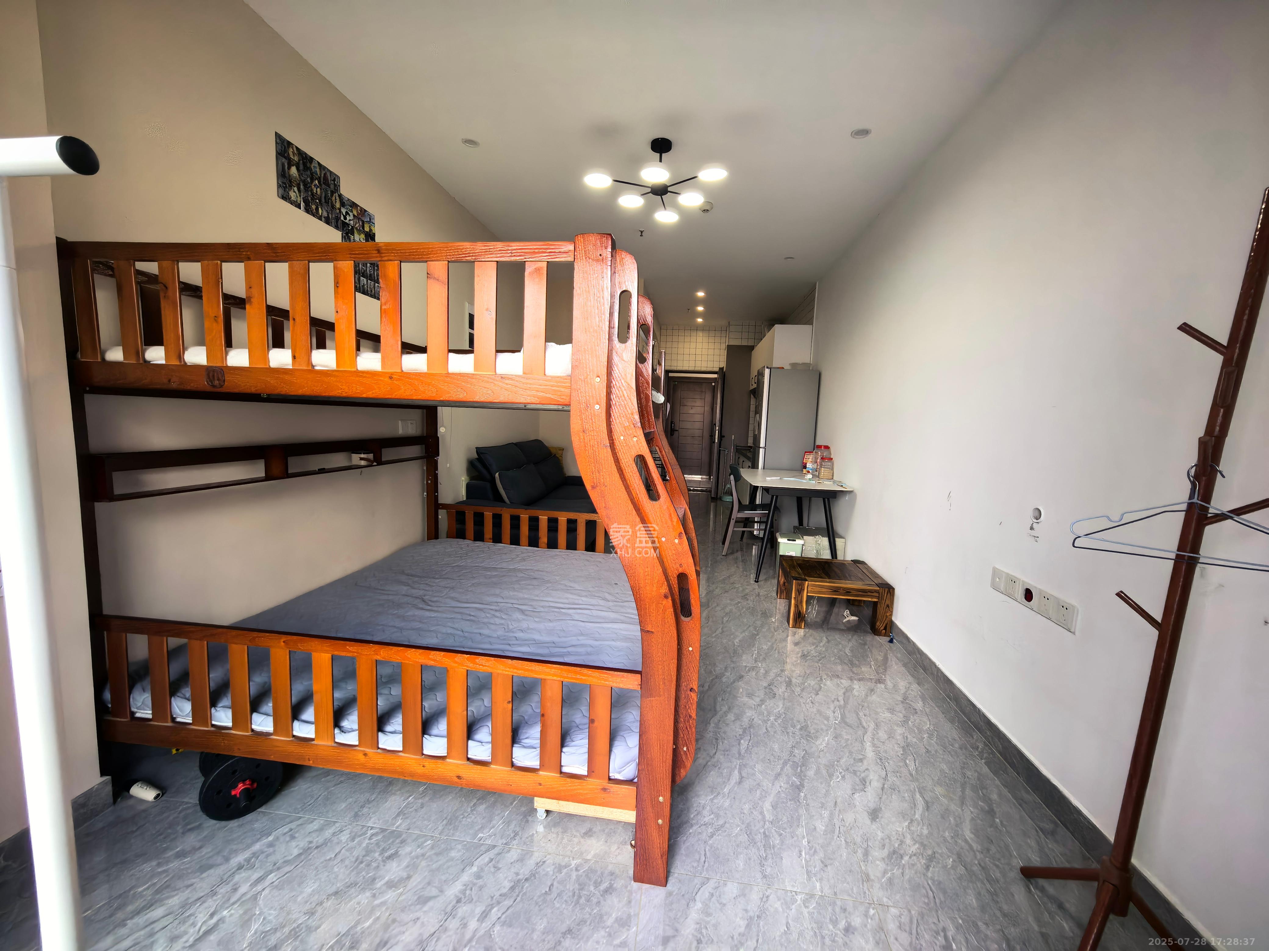 万科金色麦田 1室1厅1卫 1500.0元/月 万科金色麦田 1室1厅1卫 1500.0元/月室内图