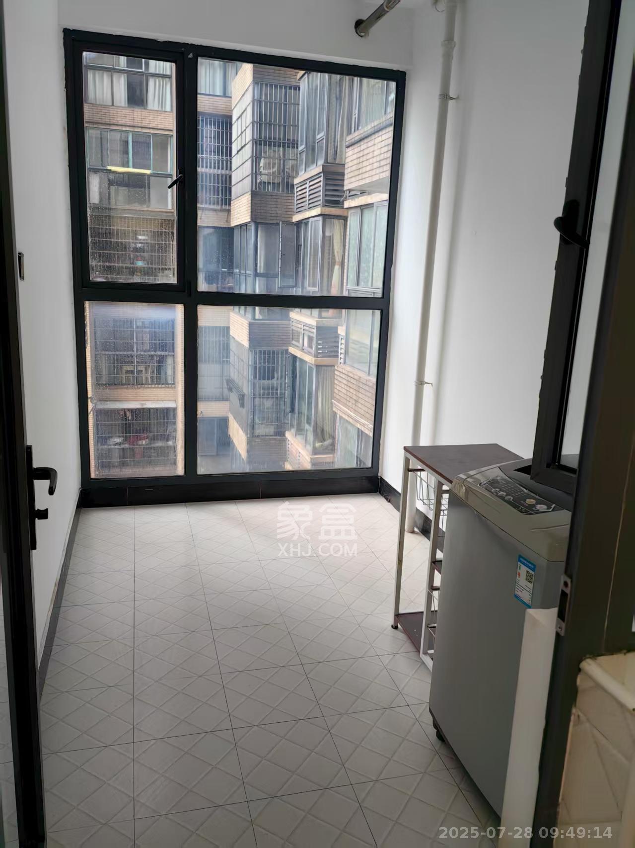 鑫远熙山 4室2厅1卫 2680.0元/月 鑫远熙山 4室2厅1卫 2680.0元/月室内图