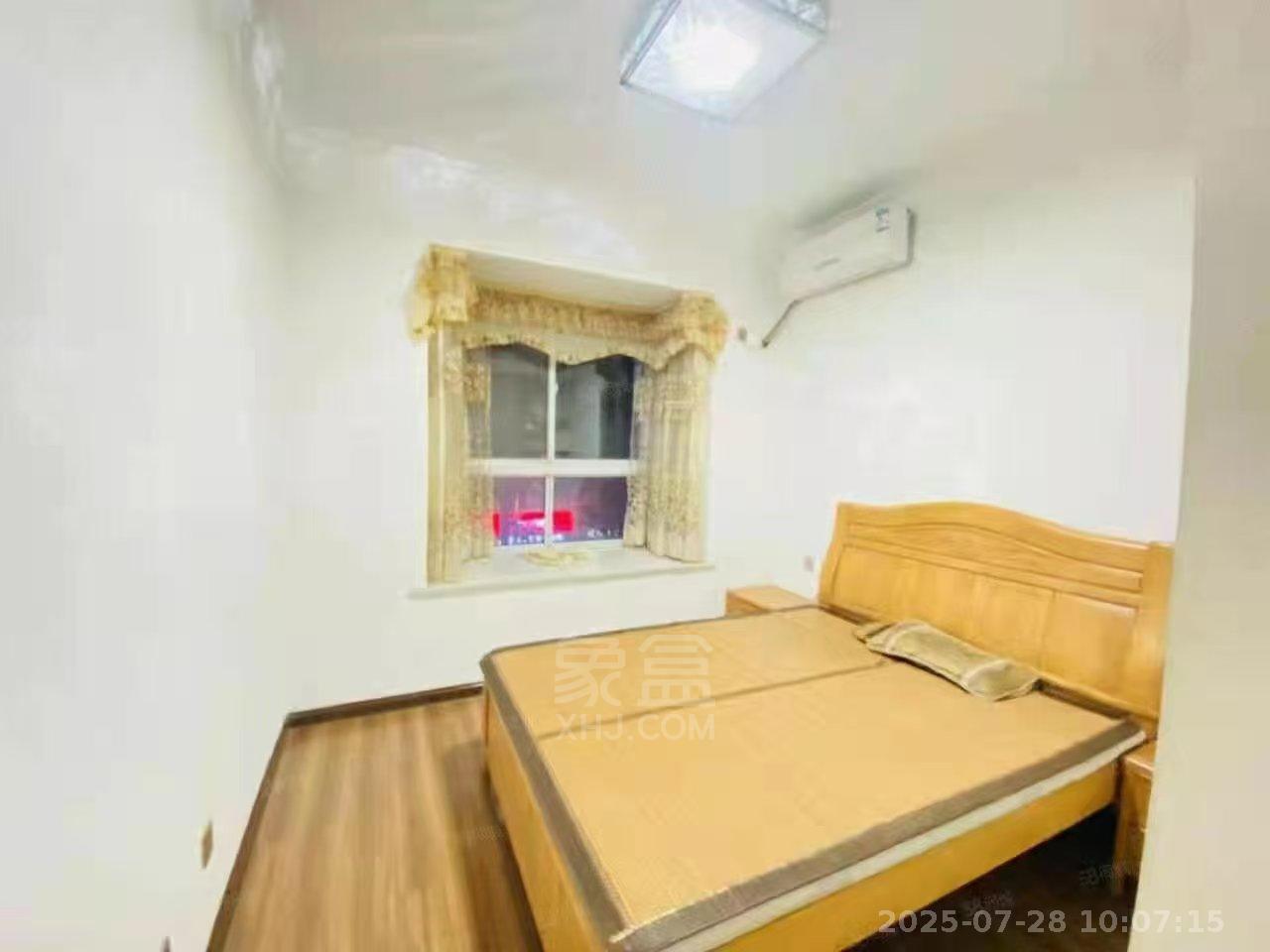 金碧花园  3室2厅2卫    2200.0元/月 金碧花园  3室2厅2卫    2200.0元/月室内图