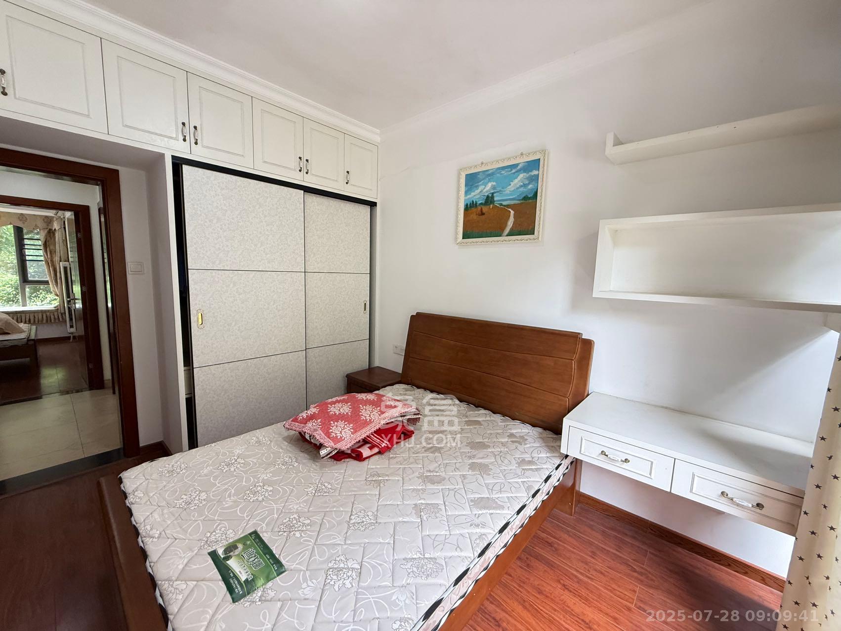 怡海星城 3室2厅2卫 2100.0元/月 怡海星城 3室2厅2卫 2100.0元/月室内图