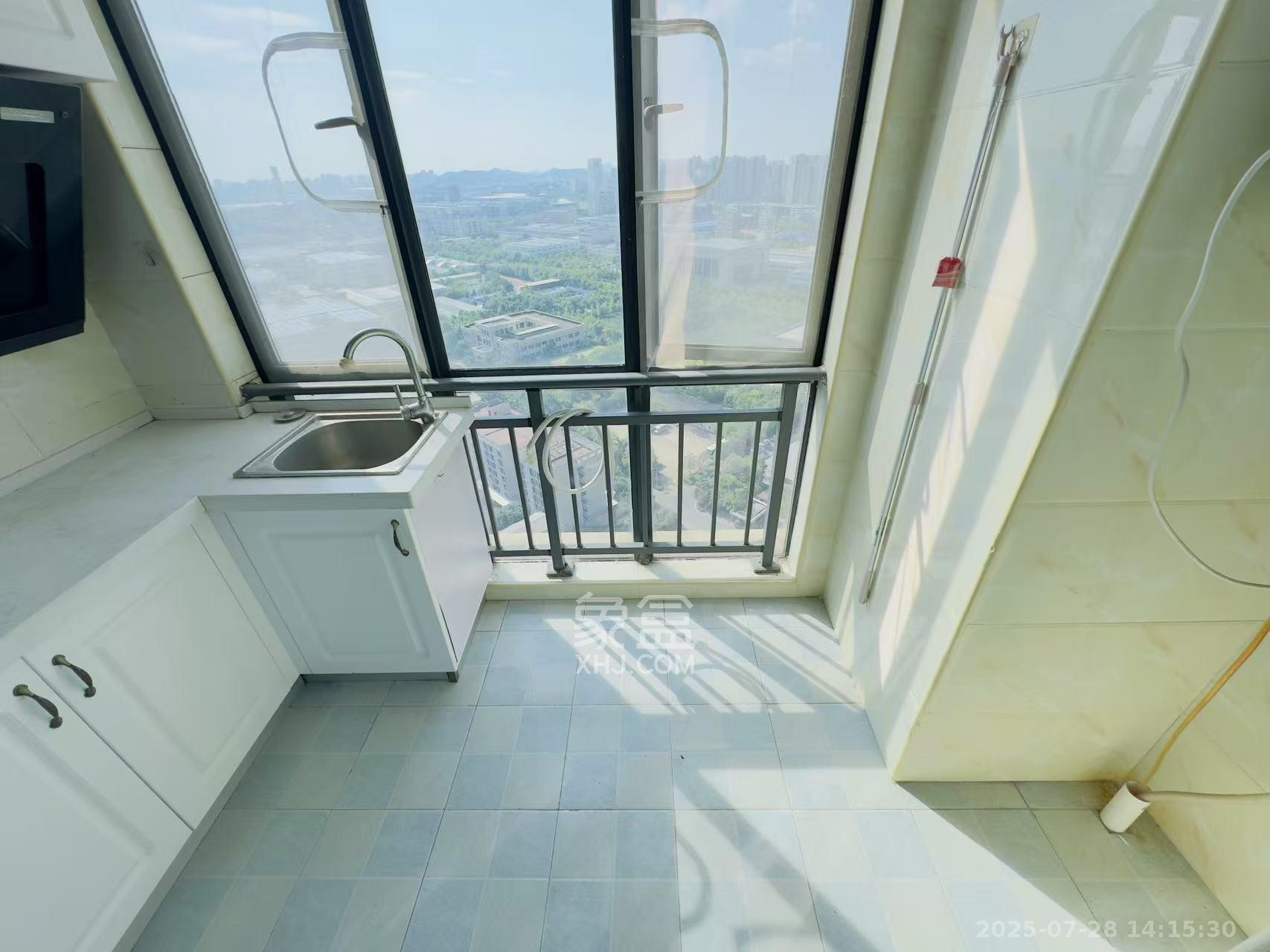 保利麓谷林语I区 1室1厅1卫 1300.0元/月 保利麓谷林语I区 1室1厅1卫 1300.0元/月室内图