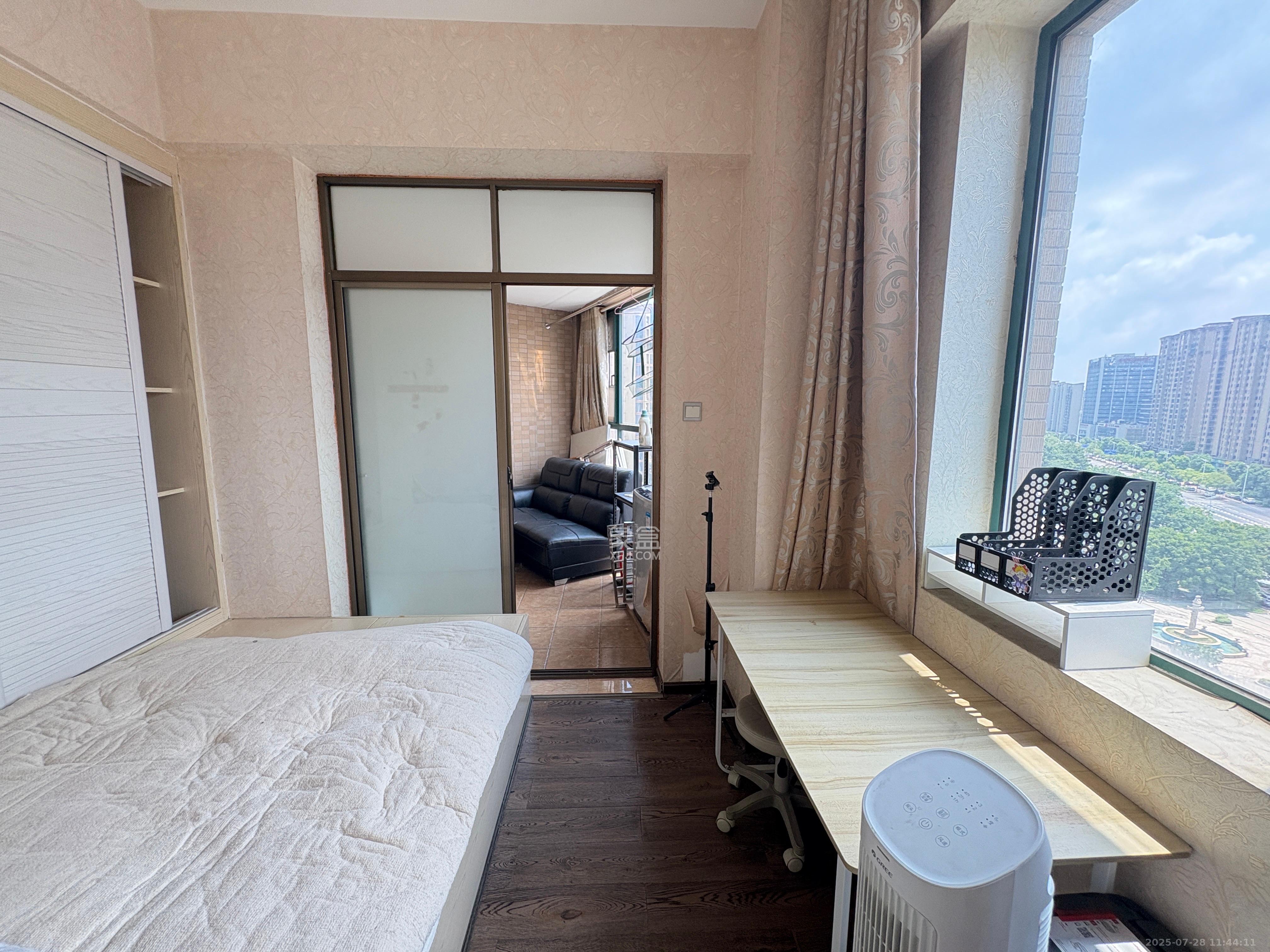 才子嘉都  1室1厅1卫   1700.00元/月室内图